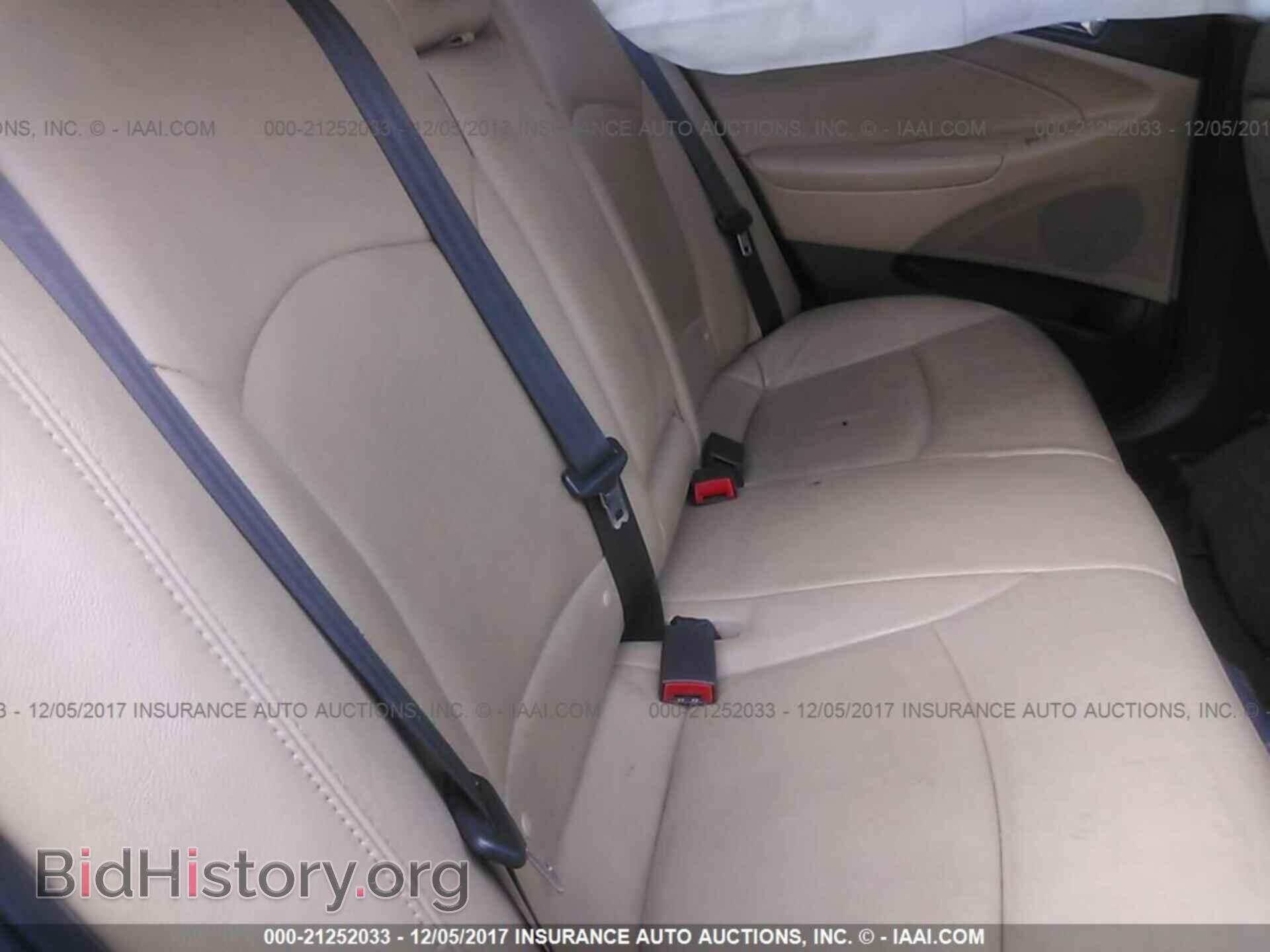 2012 Hyundai Sonata - VIN: 5NPEC4AC6CH333209 - Photo 8