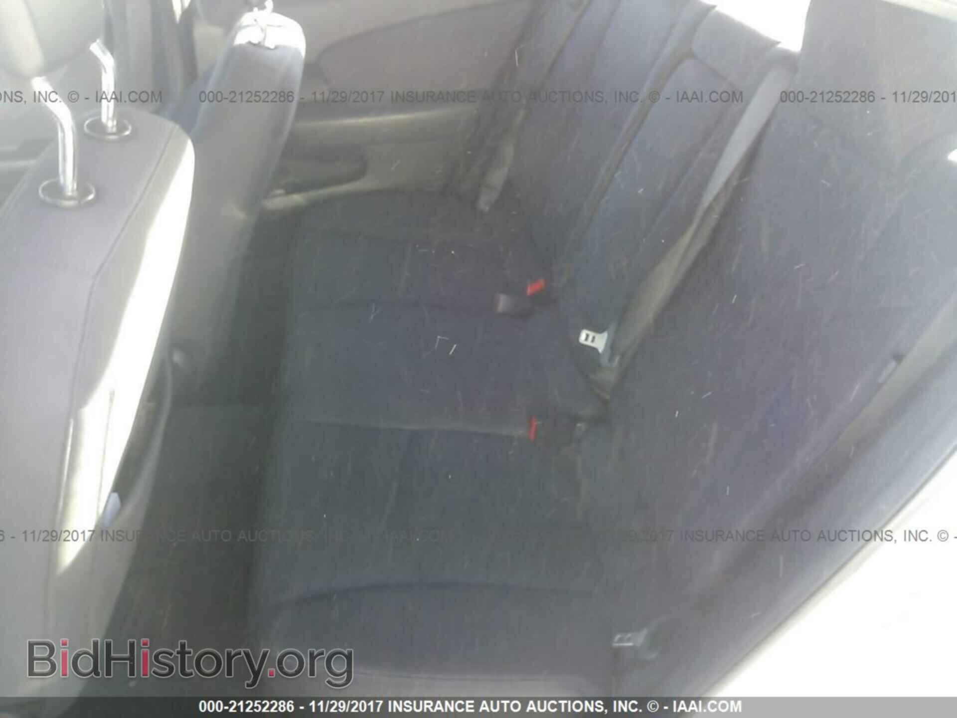 2012 Chrysler 200 - VIN: 1C3CCBAB7CN272170 - Photo 8