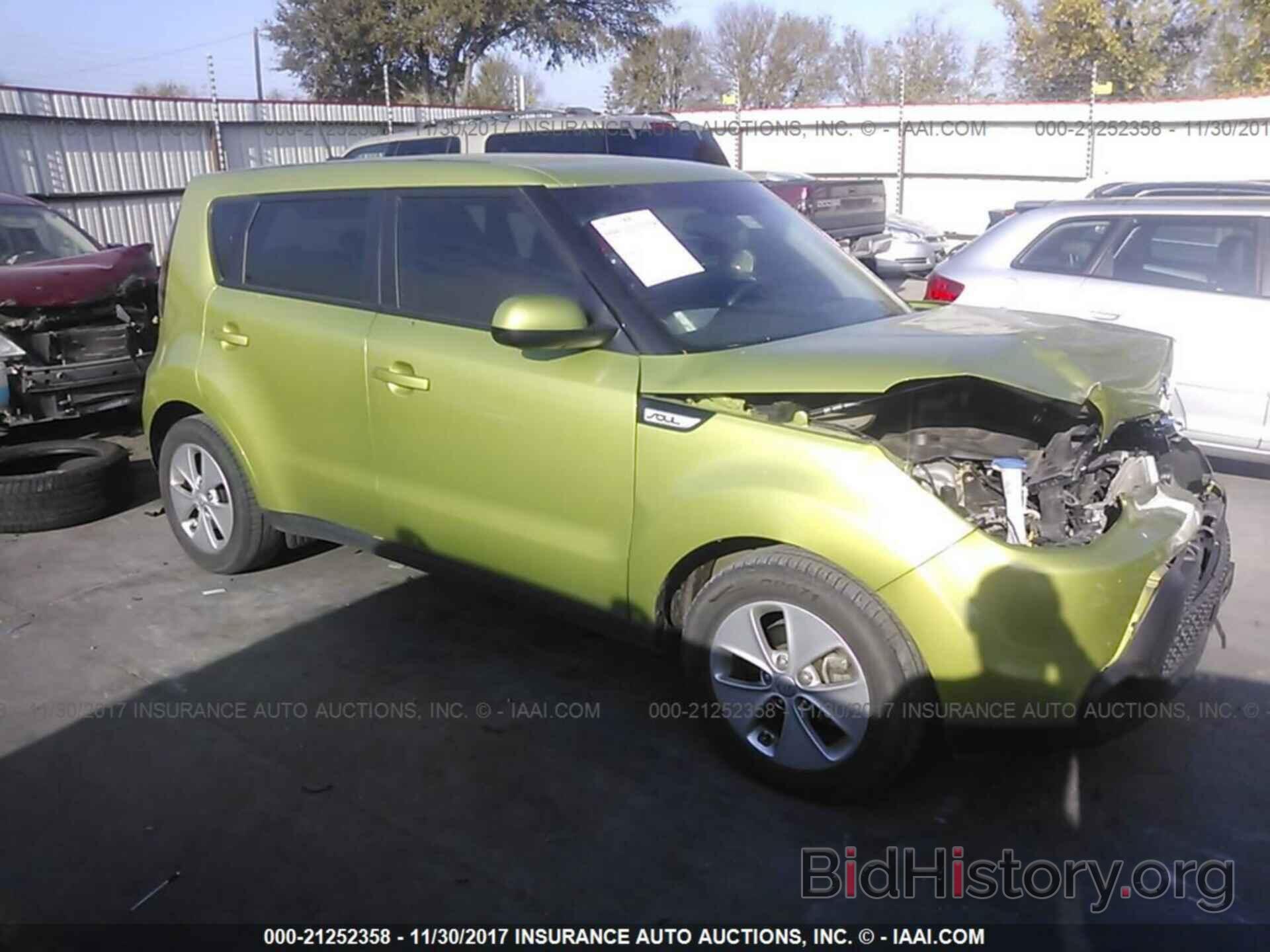 Photo KNDJN2A2XF7783281 - Kia Soul 2015