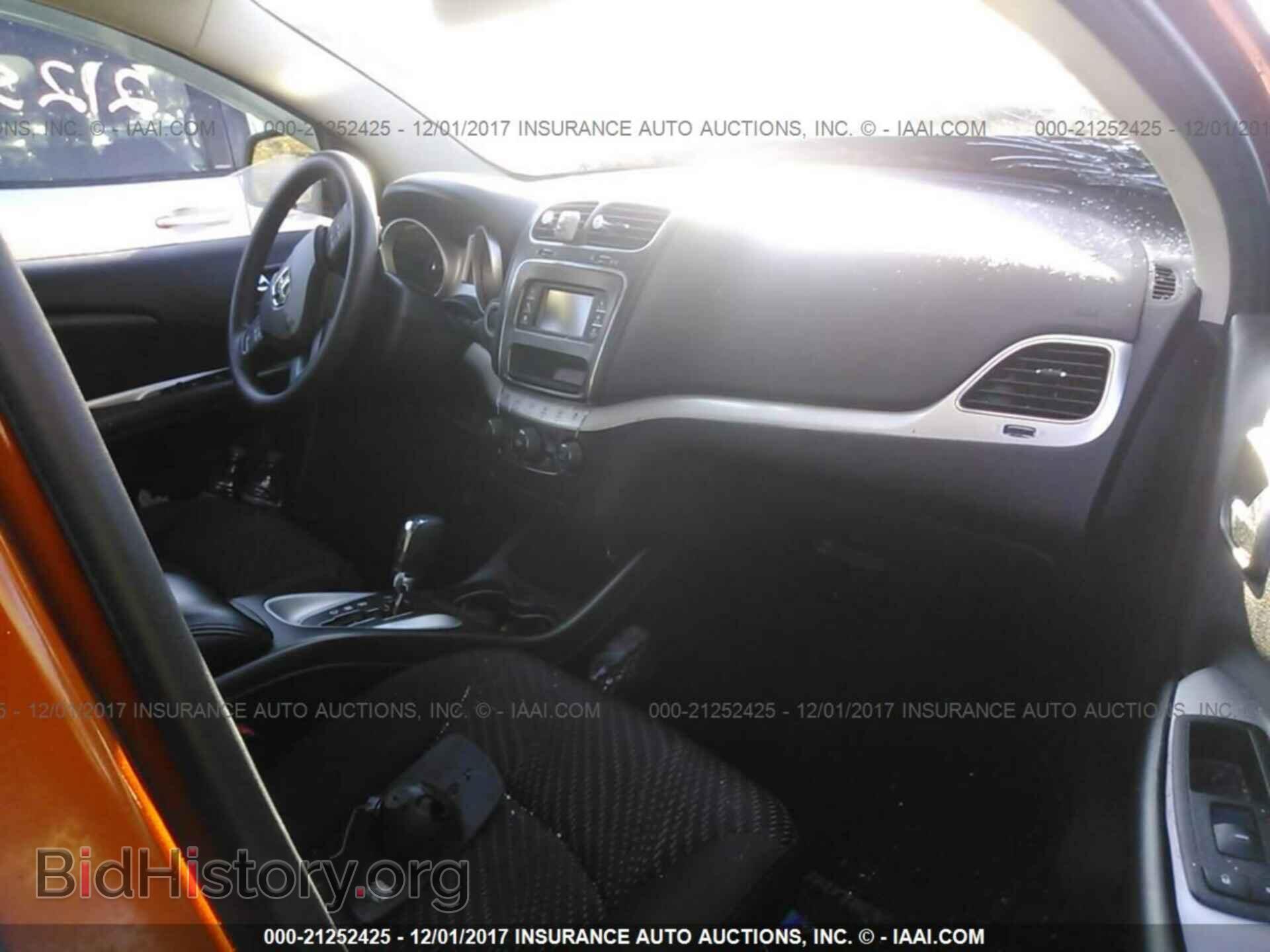 2011 Dodge Journey - VIN: 3D4PG4FB3BT567709 - Photo 5