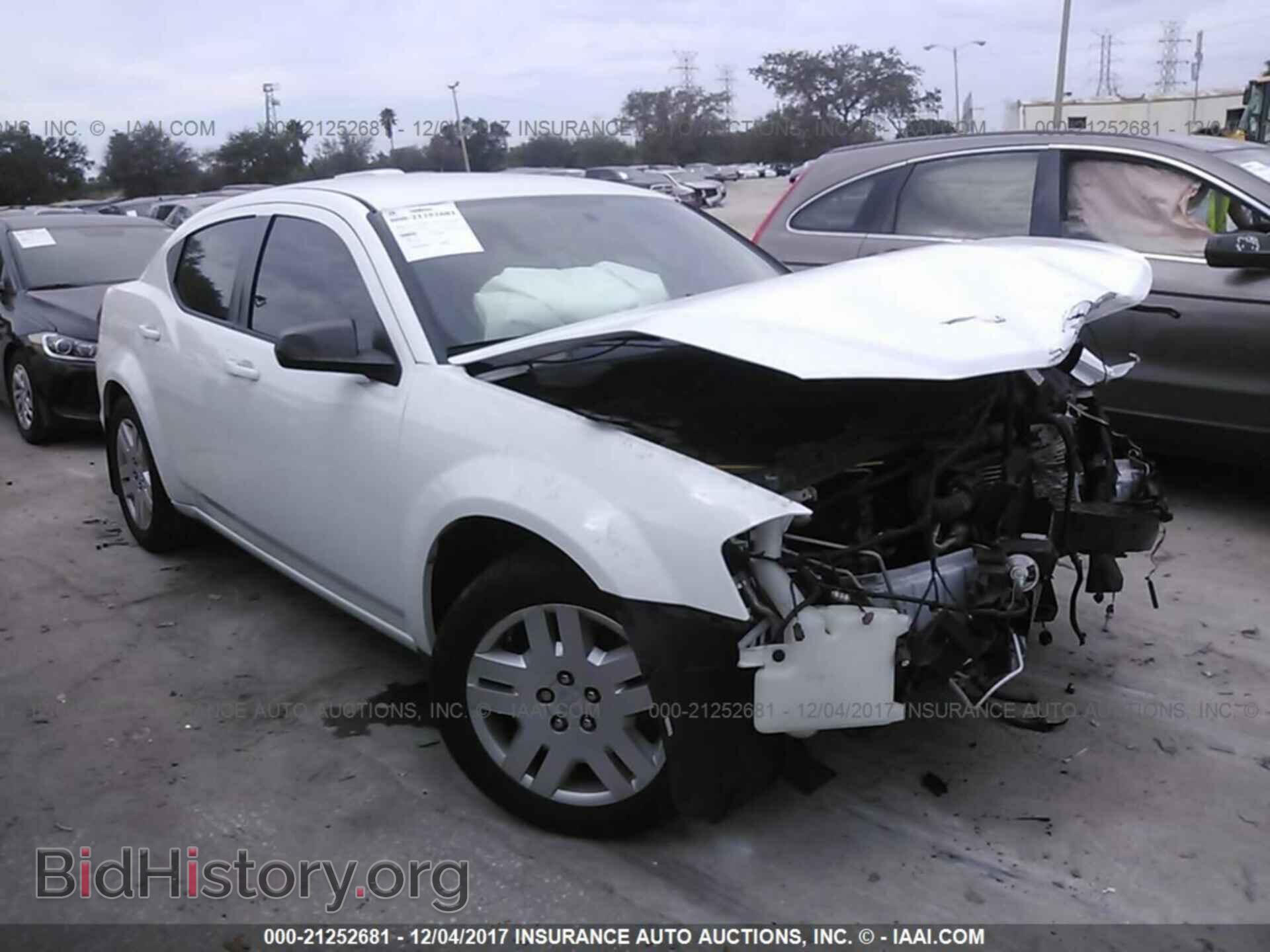 Photo 1C3CDZAB9DN757093 - Dodge Avenger 2013