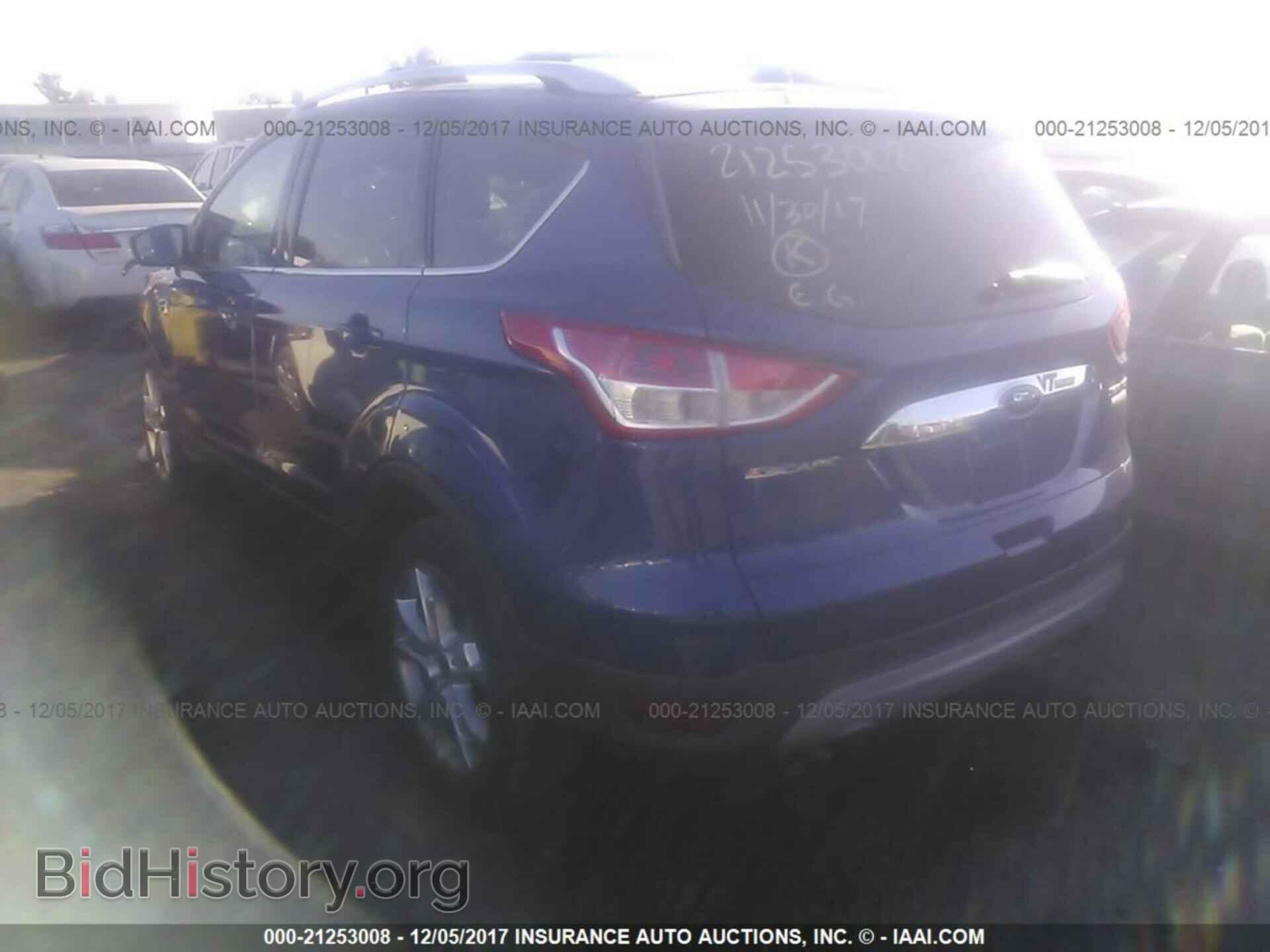 2014 Ford Escape - VIN: 1FMCU0J91EUE27536 - Фото 3
