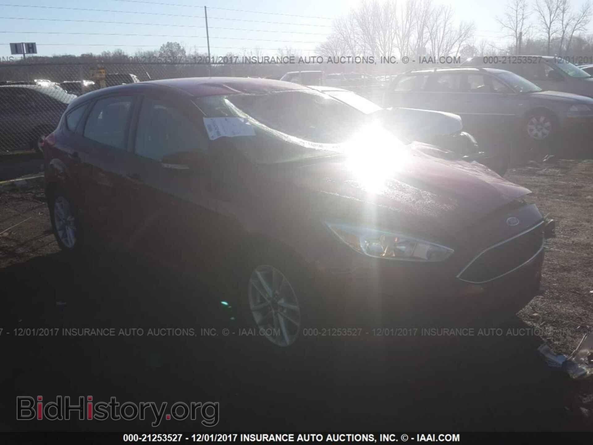 Photo 1FADP3K28FL277327 - Ford Focus 2015