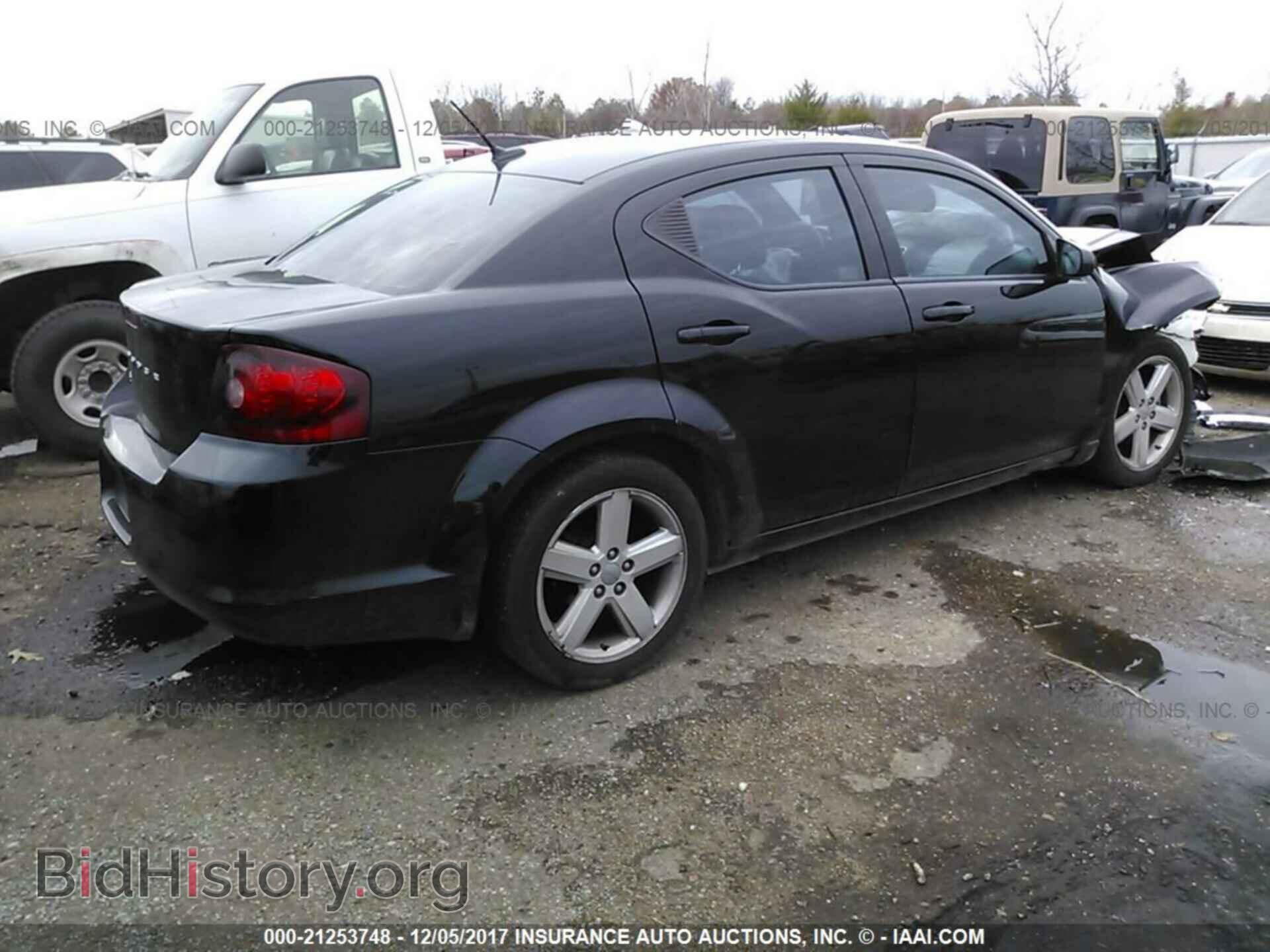 2013 Dodge Avenger - VIN: 1C3CDZAB1DN536569 - Photo 4