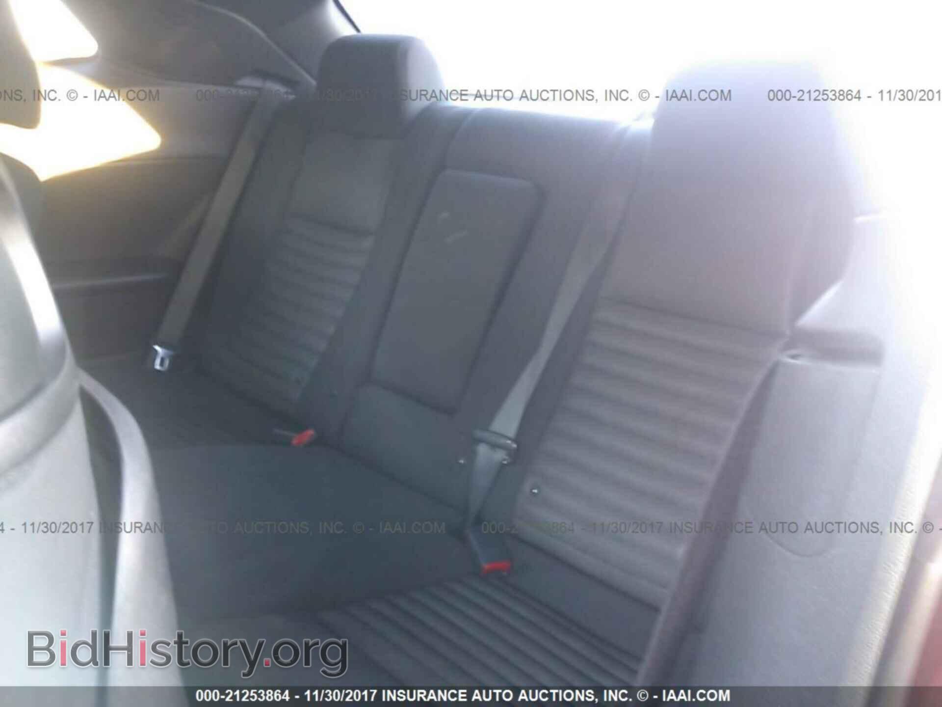 2013 Dodge Challenger - VIN: 2C3CDYAG4DH724971 - Photo 8