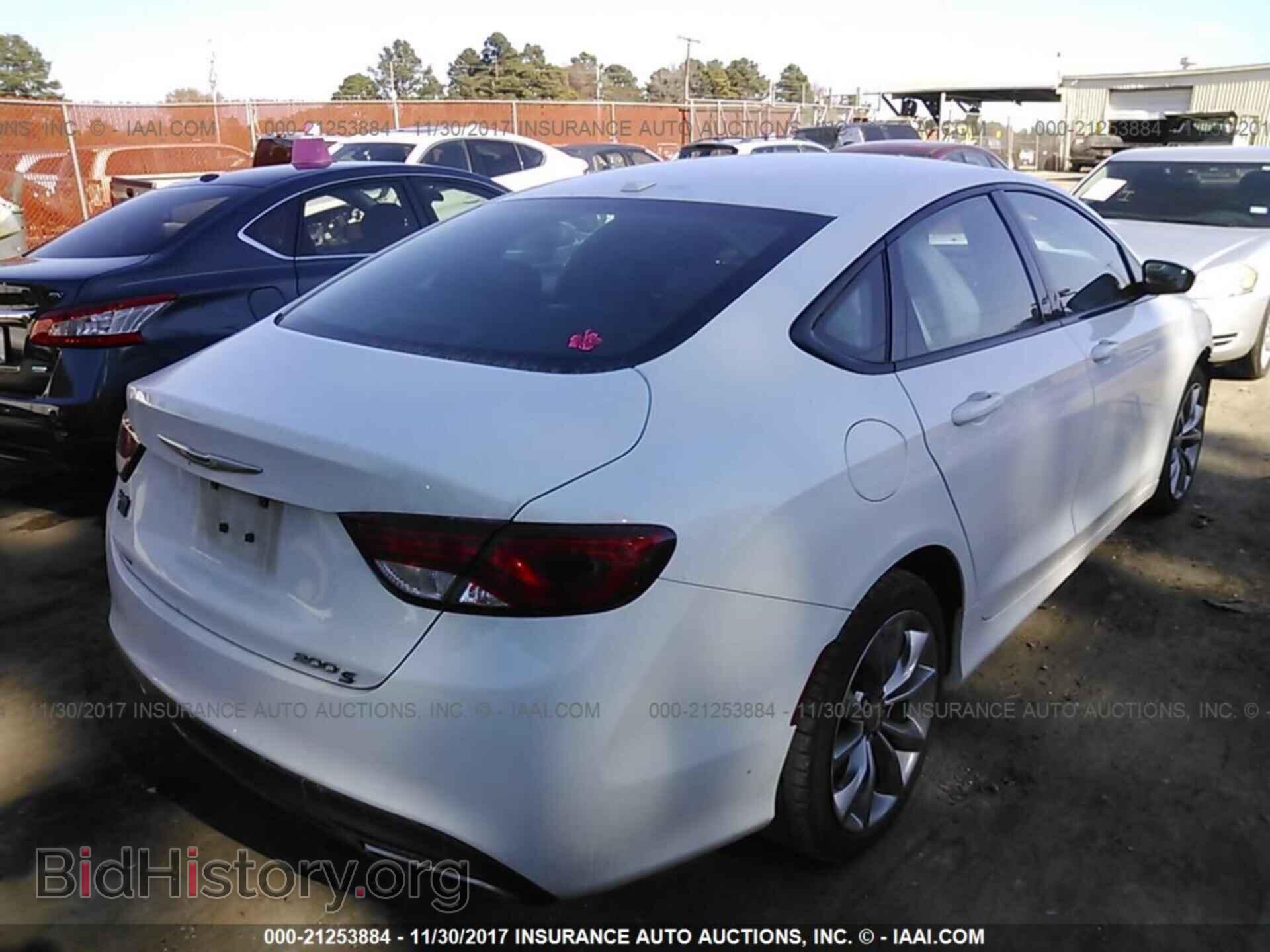 2015 Chrysler 200 - VIN: 1C3CCCBB8FN598603 - Фото 4