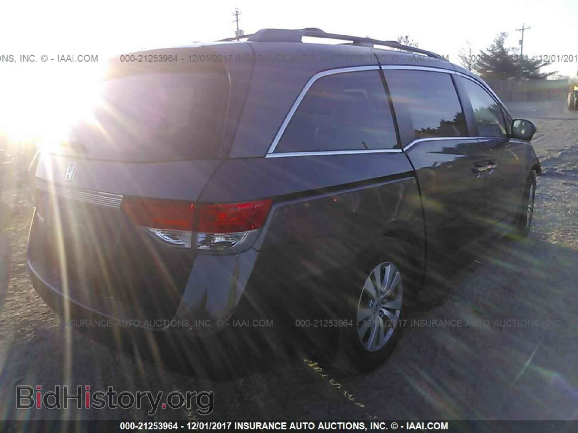 2014 Honda Odyssey - VIN: 5FNRL5H67EB005581 - Фото 4