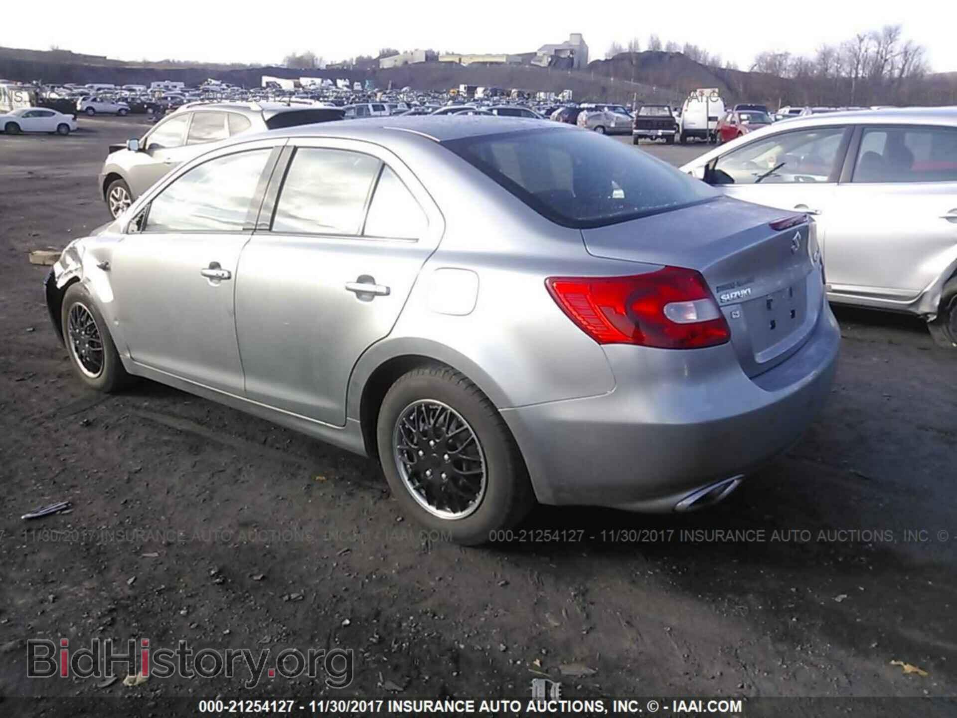 2011 Suzuki Kizashi - VIN: JS2RF9A12B6110331 - Фото 3
