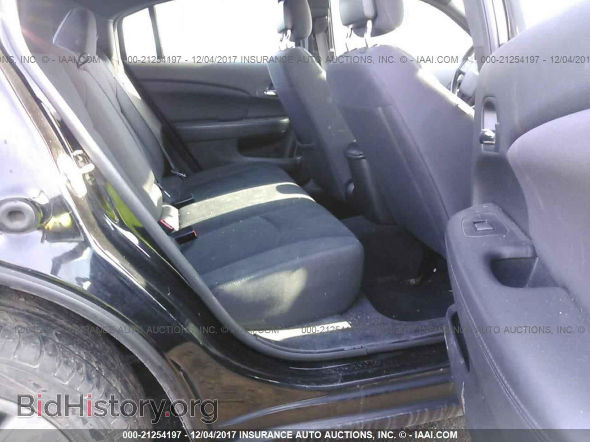2012 Chrysler 200 - VIN: 1C3CCBABXCN320809 - Photo 8