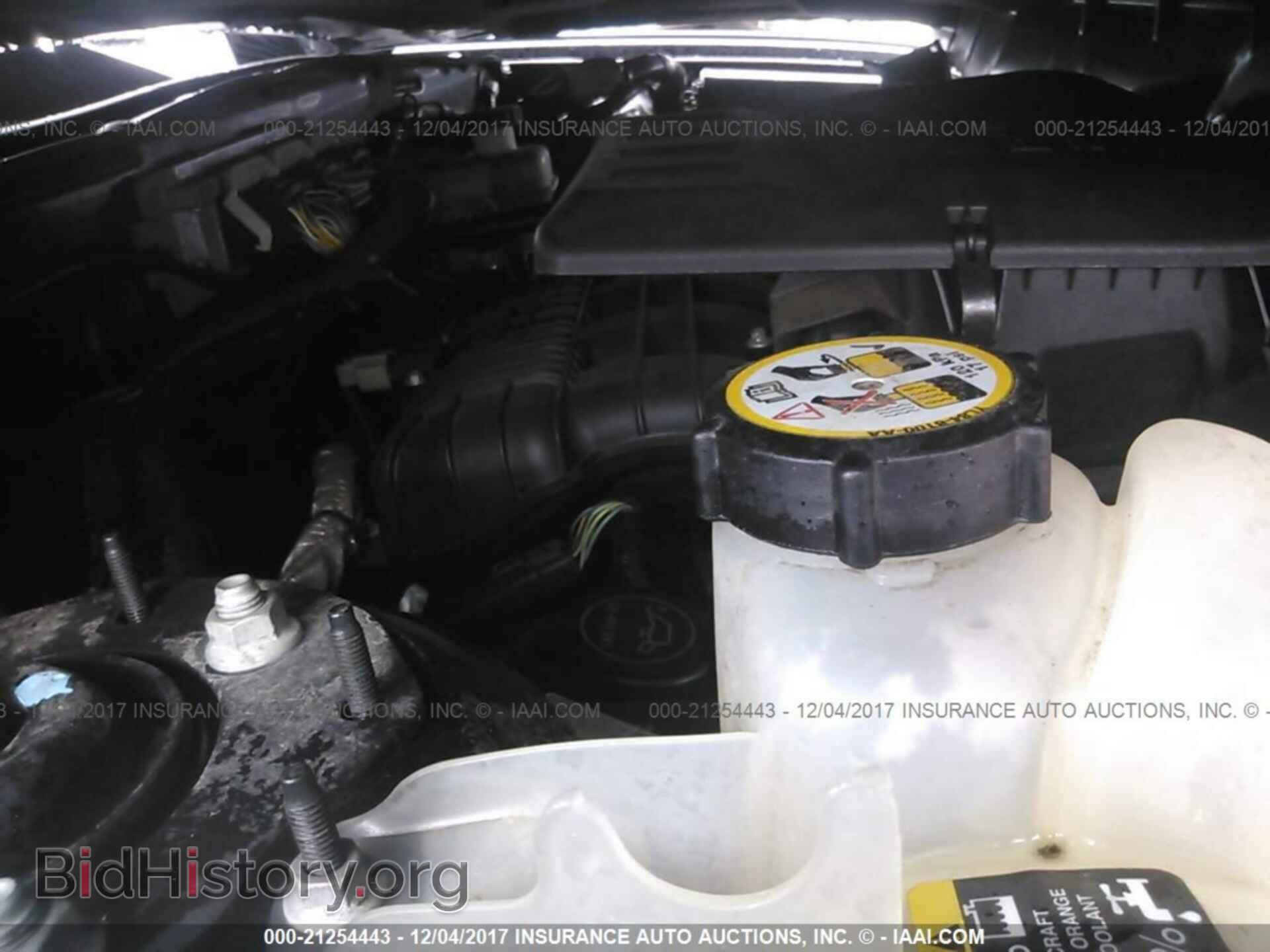 2011 Ford Escape - VIN: 1FMCU0DG5BKB12661 - Фото 10