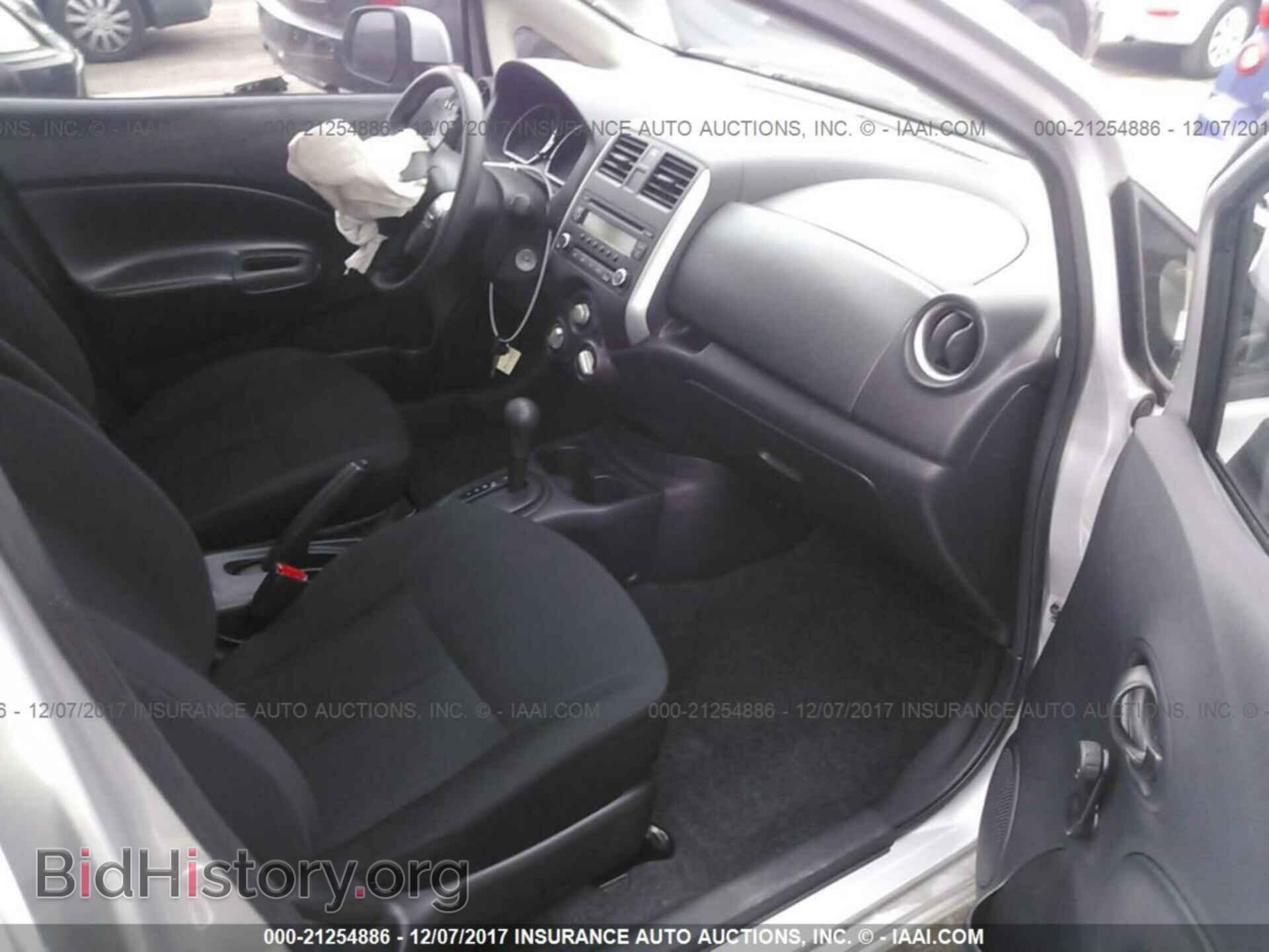 2014 Nissan Versa note - VIN: 3N1CE2CP4EL420067 - Фото 5