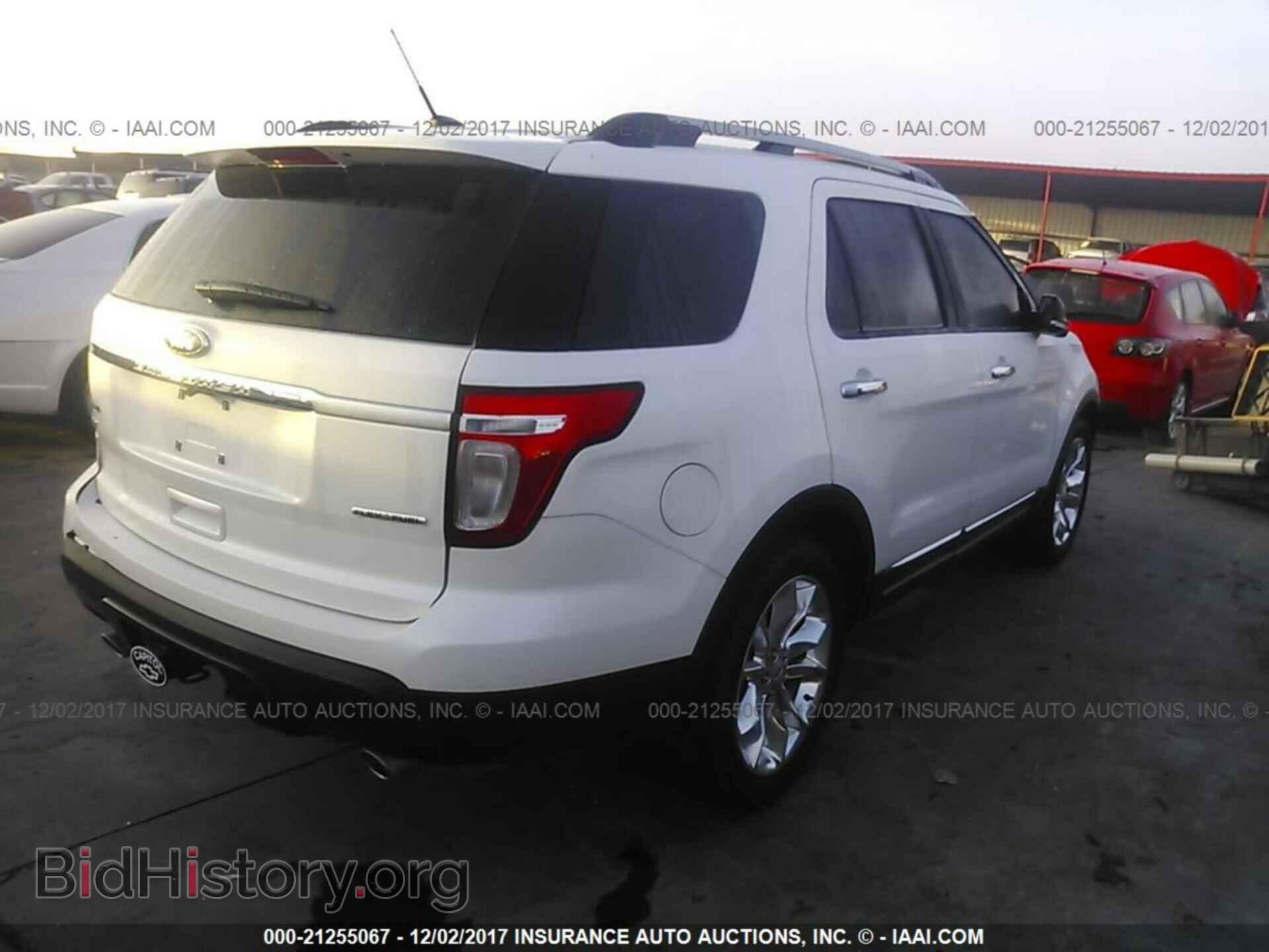 2014 Ford Explorer - VIN: 1FM5K7D89EGB36131 - Фото 4