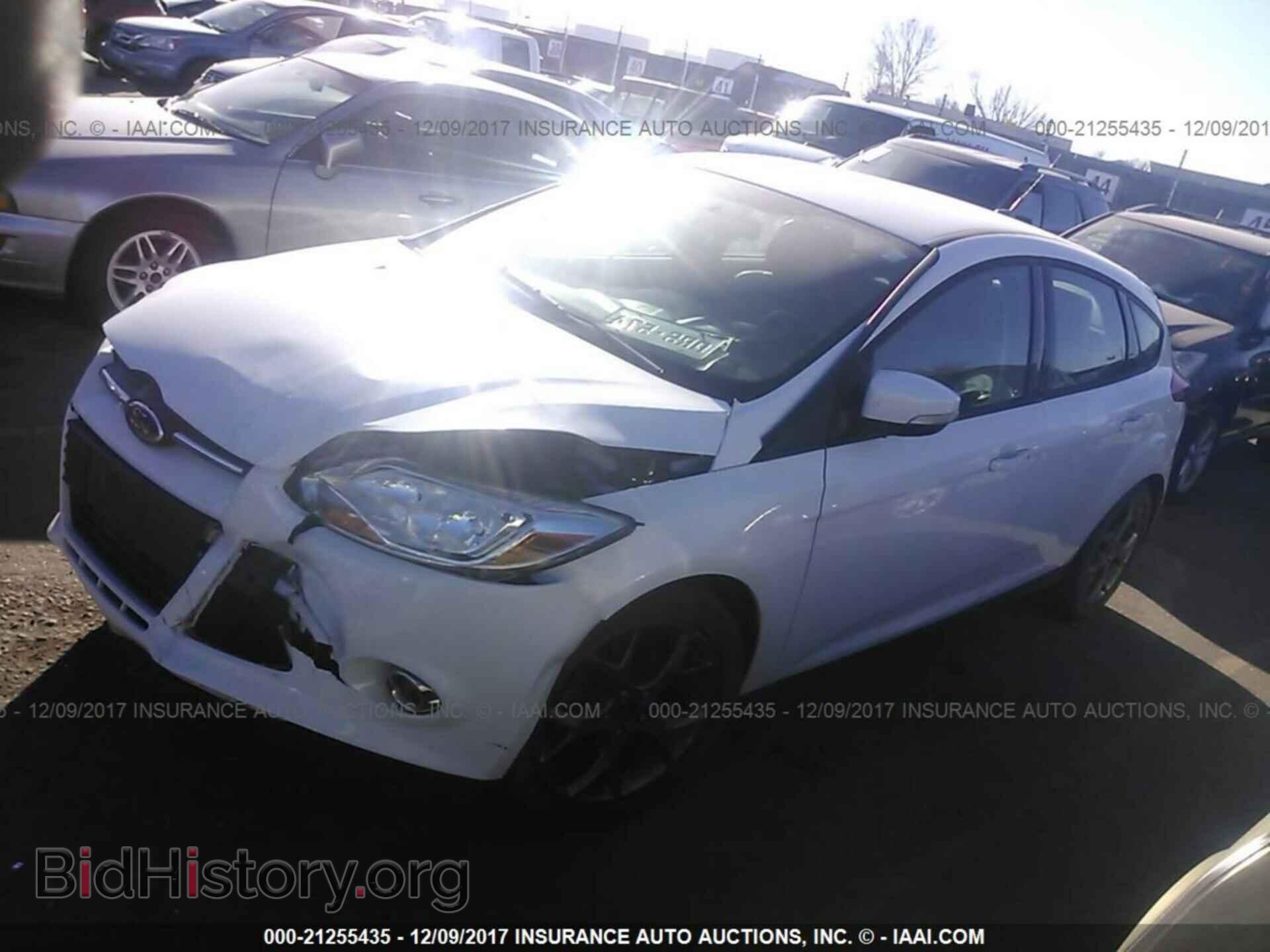 2013 Ford Focus - VIN: 1FADP3K28DL237715 - Photo 2