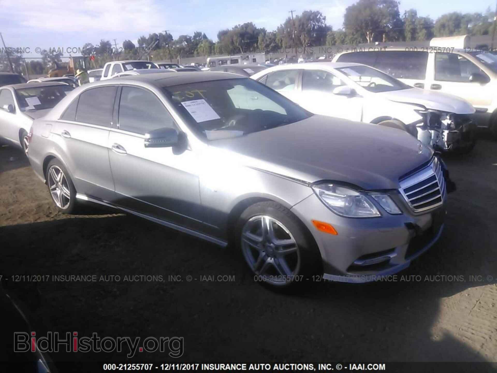 Photo WDDHF5KB0CA593103 - Mercedes-benz E 2012