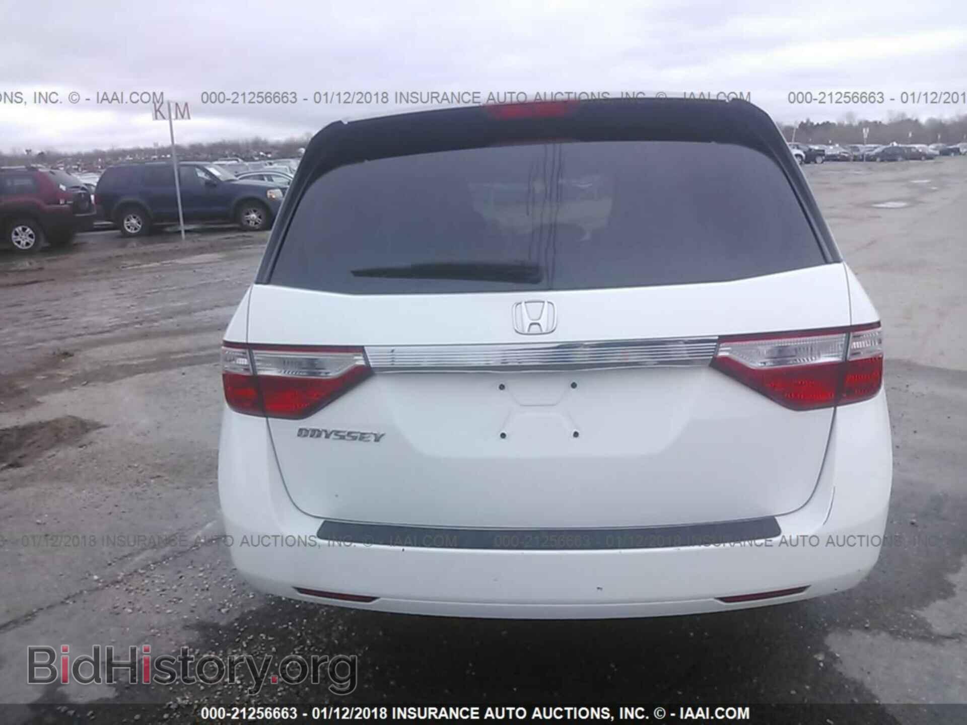 2012 Honda Odyssey - VIN: 5FNRL5H27CB106954 - Фото 5