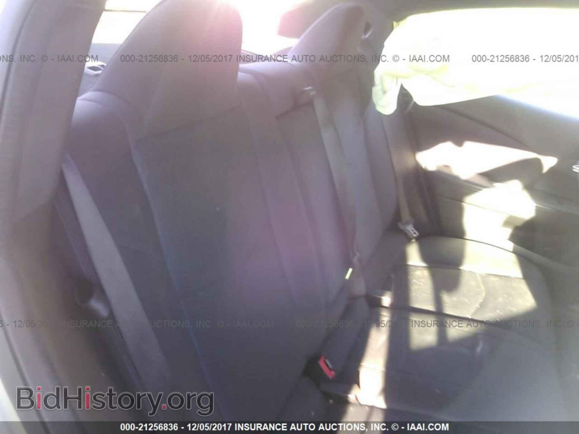 2013 Chrysler 200 - VIN: 1C3CCBBB7DN763063 - Photo 8