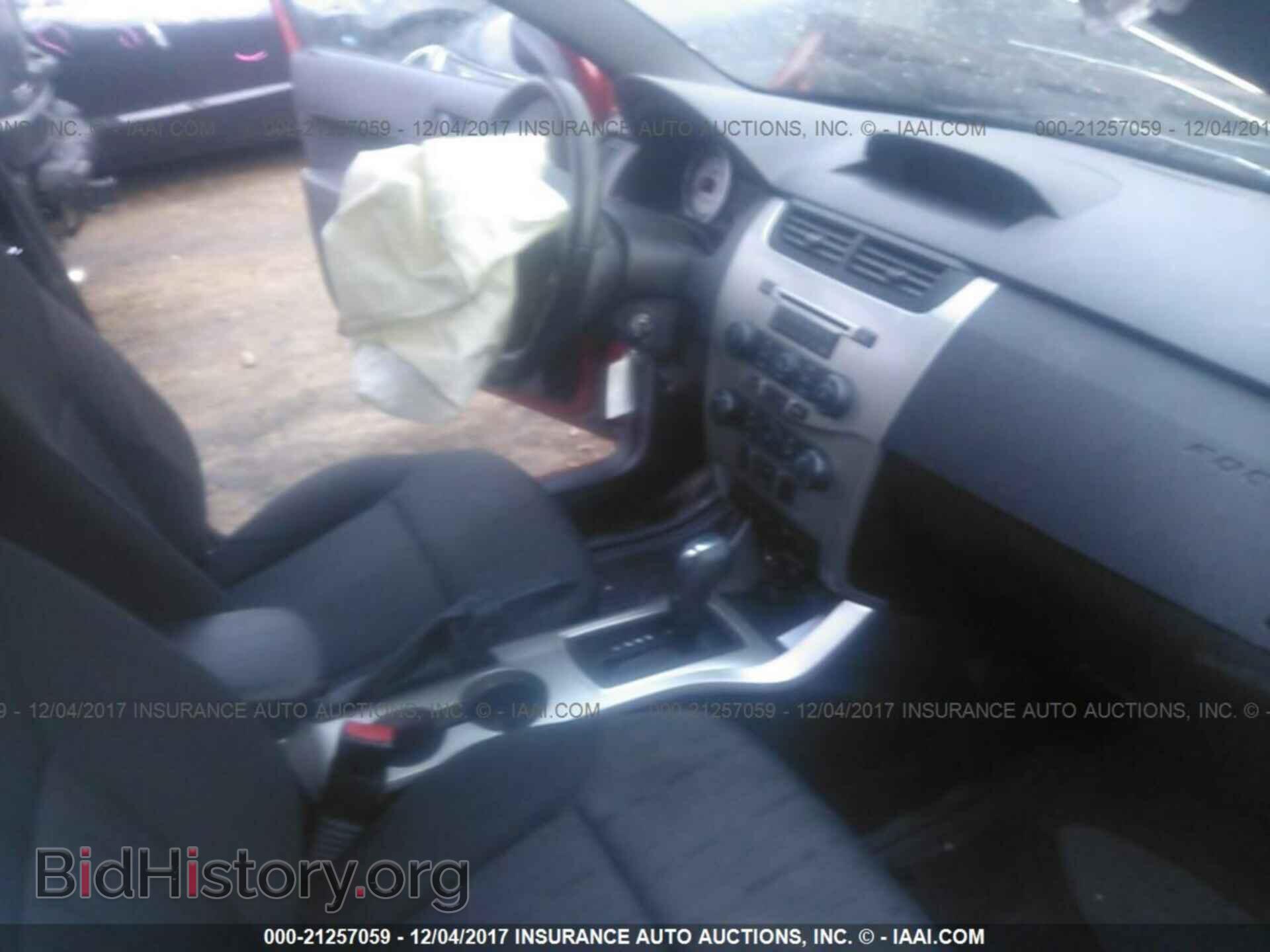 2011 Ford Focus - VIN: 1FAHP3FN5BW127111 - Фото 5