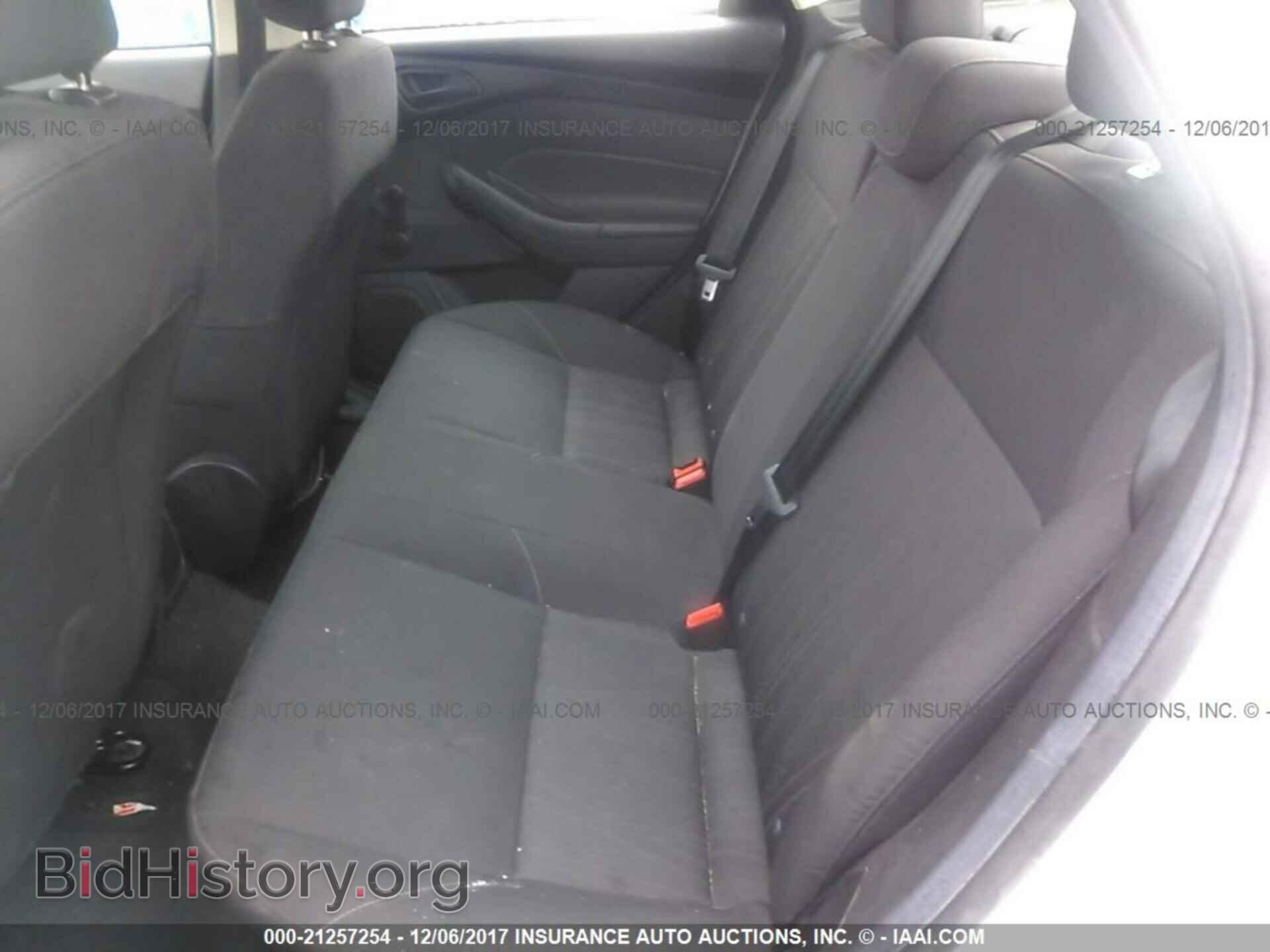 2016 Ford Focus - VIN: 1FADP3E23GL383391 - Фото 8