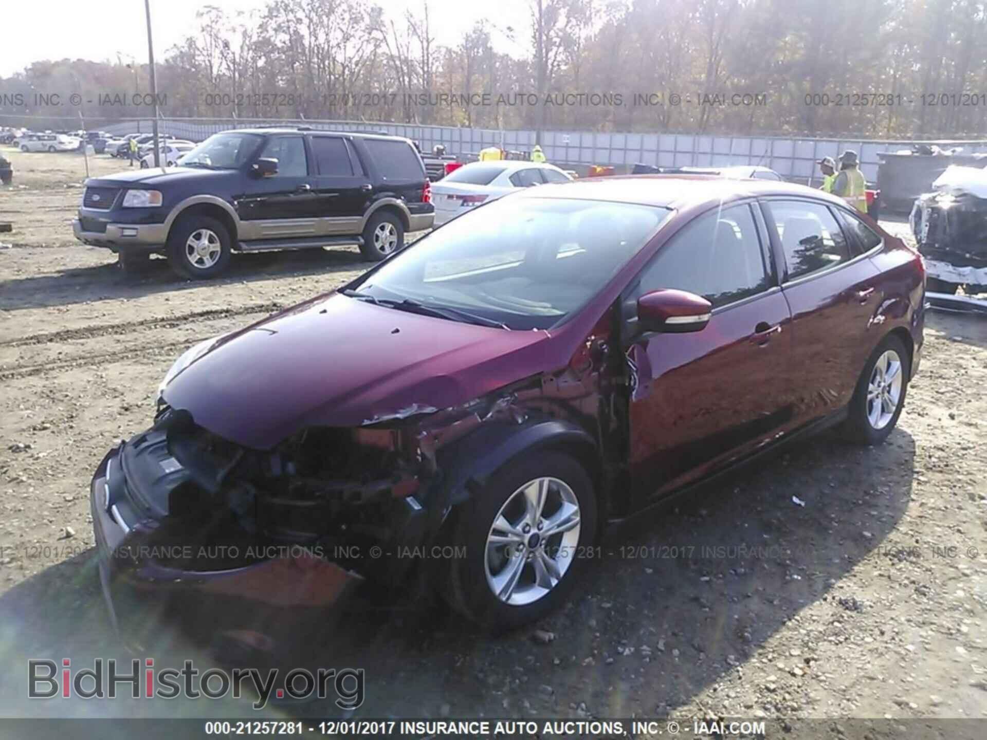 2014 Ford Focus - VIN: 1FADP3F25EL159681 - Photo 2