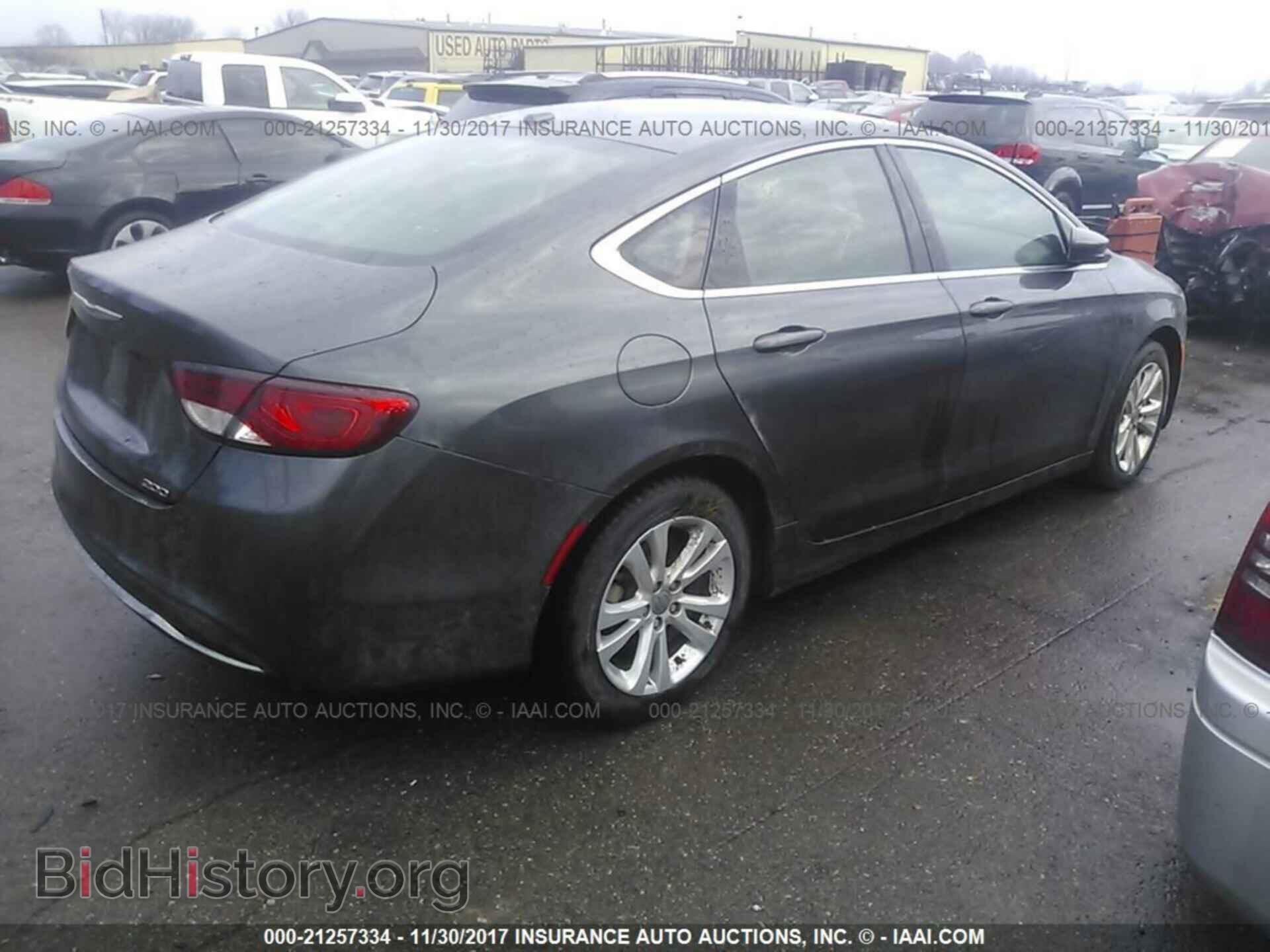 2015 Chrysler 200 - VIN: 1C3CCCAB4FN504105 - Photo 4