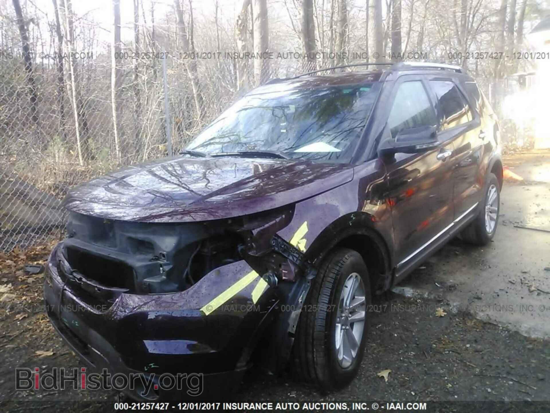 2011 Ford Explorer - VIN: 1FMHK8D83BGA29252 - Фото 2