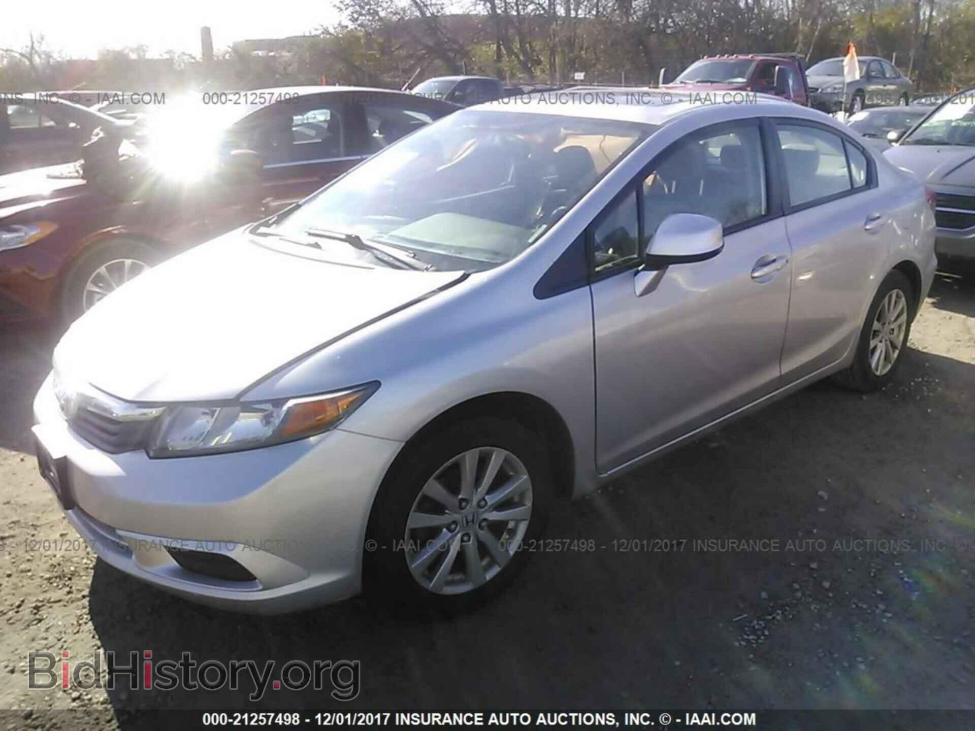 2012 Honda Civic - VIN: 19XFB2F95CE017880 - Фото 2