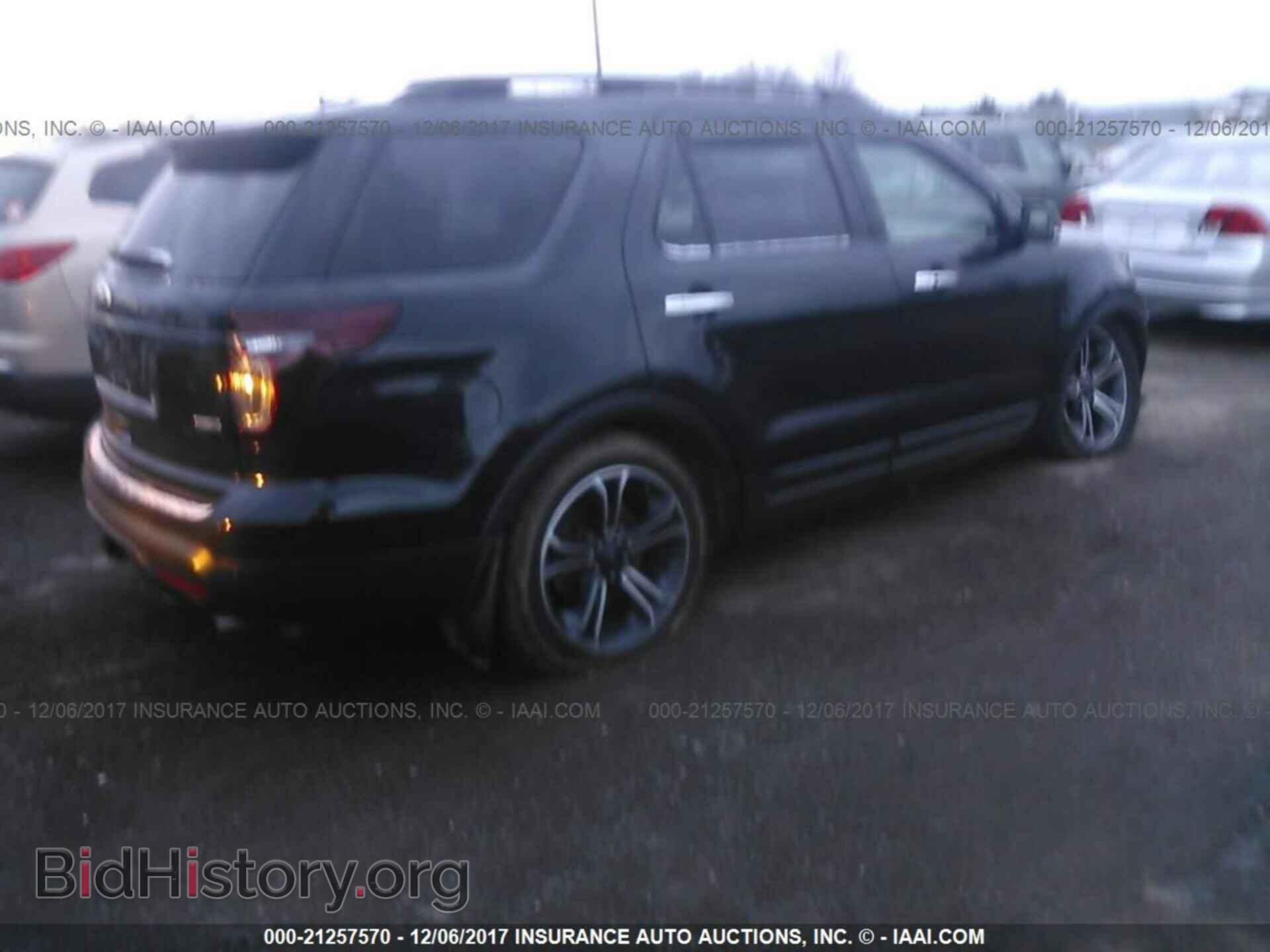 2013 Ford Explorer - VIN: 1FM5K8GT3DGB51972 - Photo 4