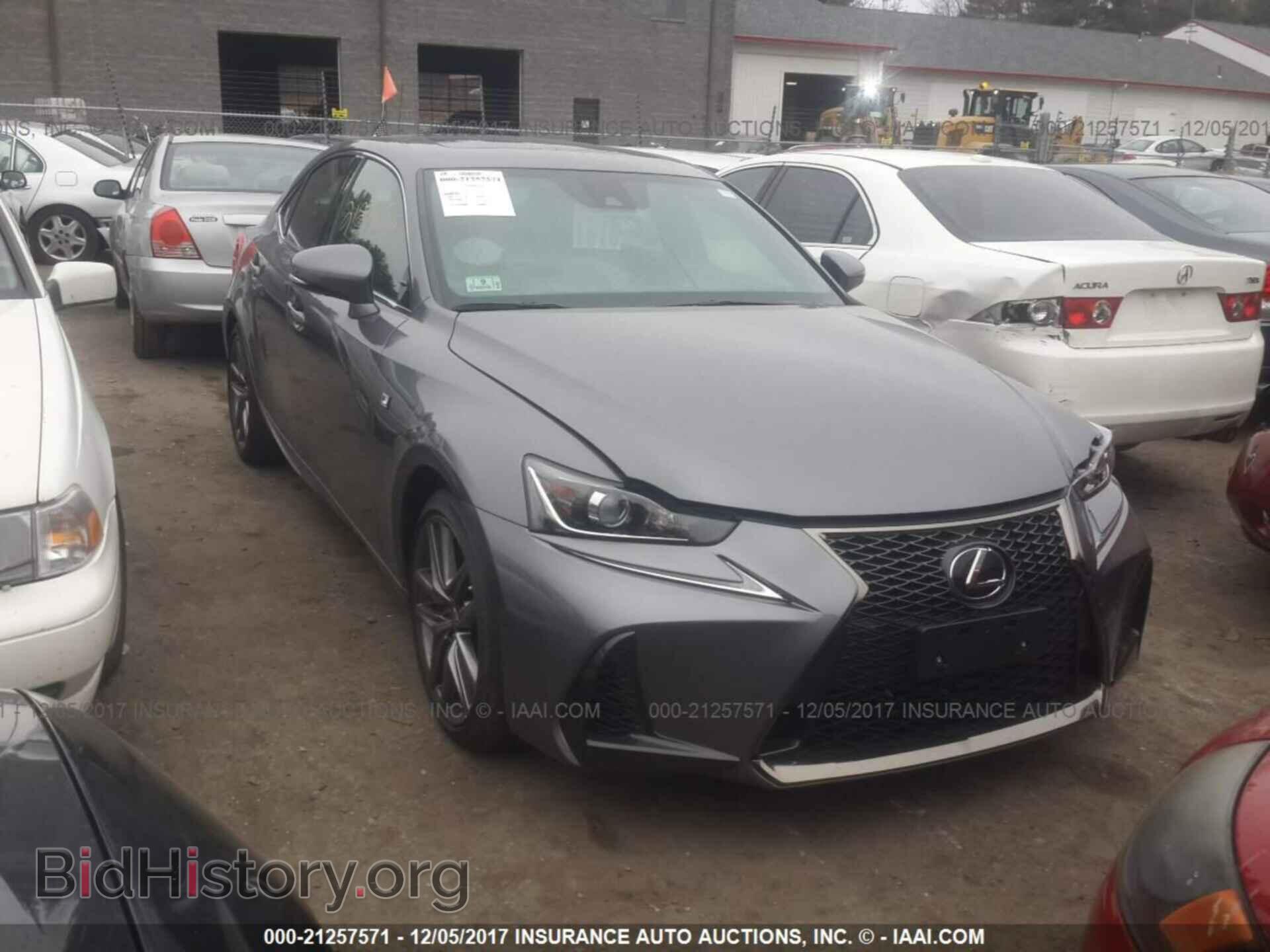Photo JTHCM1D21H5019818 - Lexus Is 2017