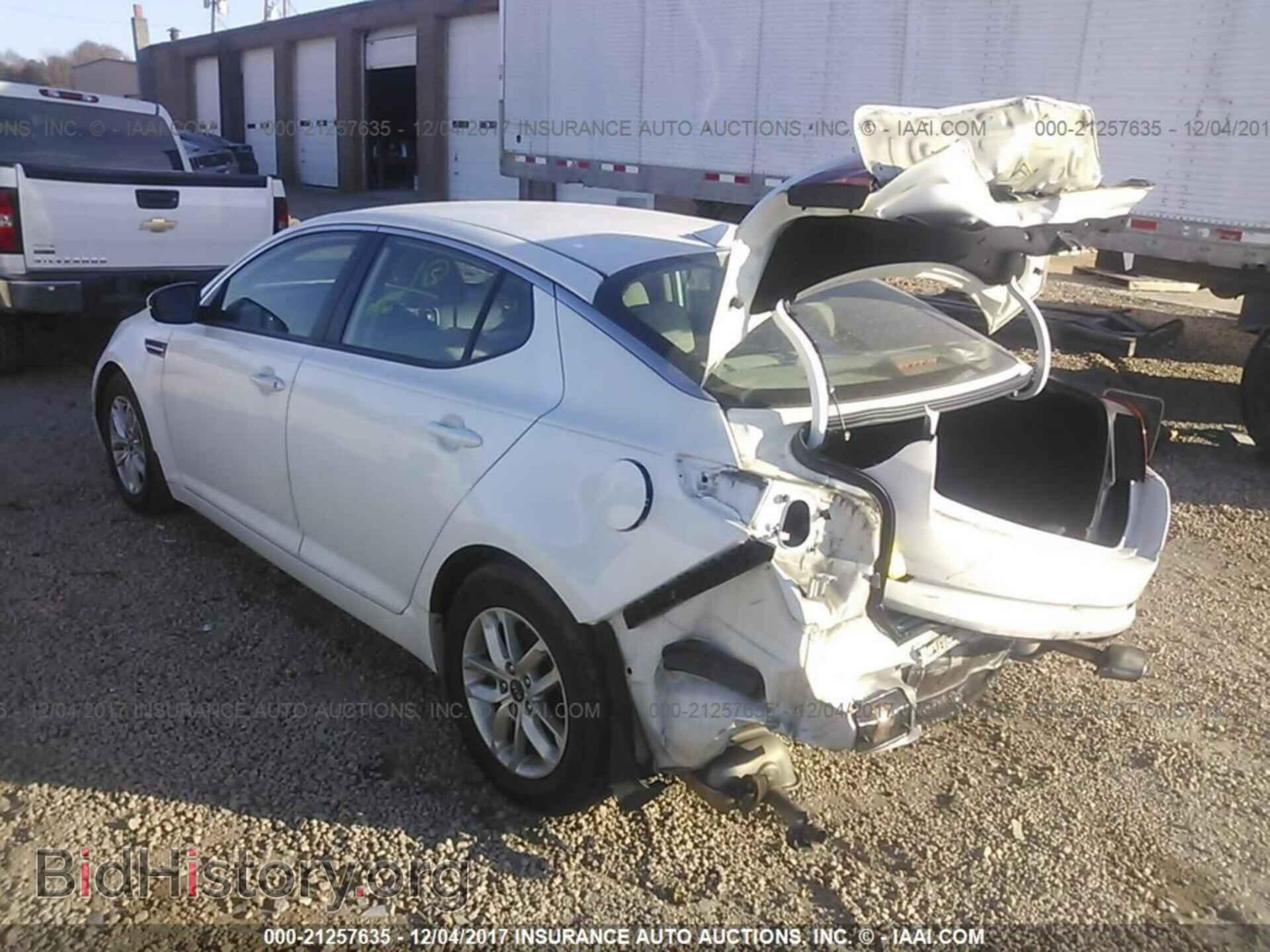 2011 Kia Optima - VIN: KNAGM4A74B5136284 - Фото 3