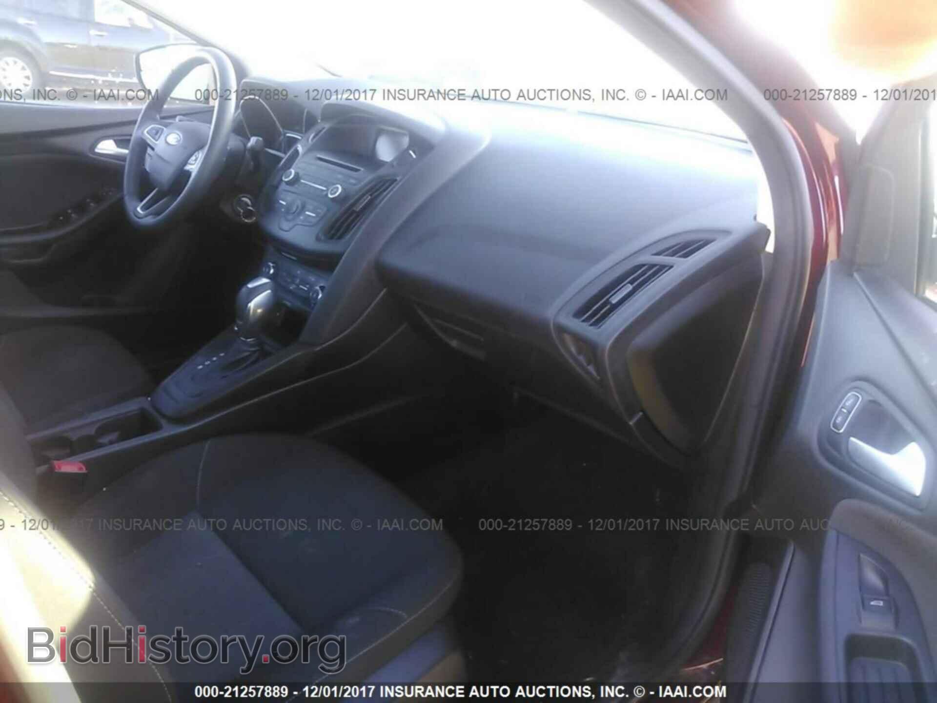 2015 Ford Focus - VIN: 1FADP3F22FL286910 - Photo 5