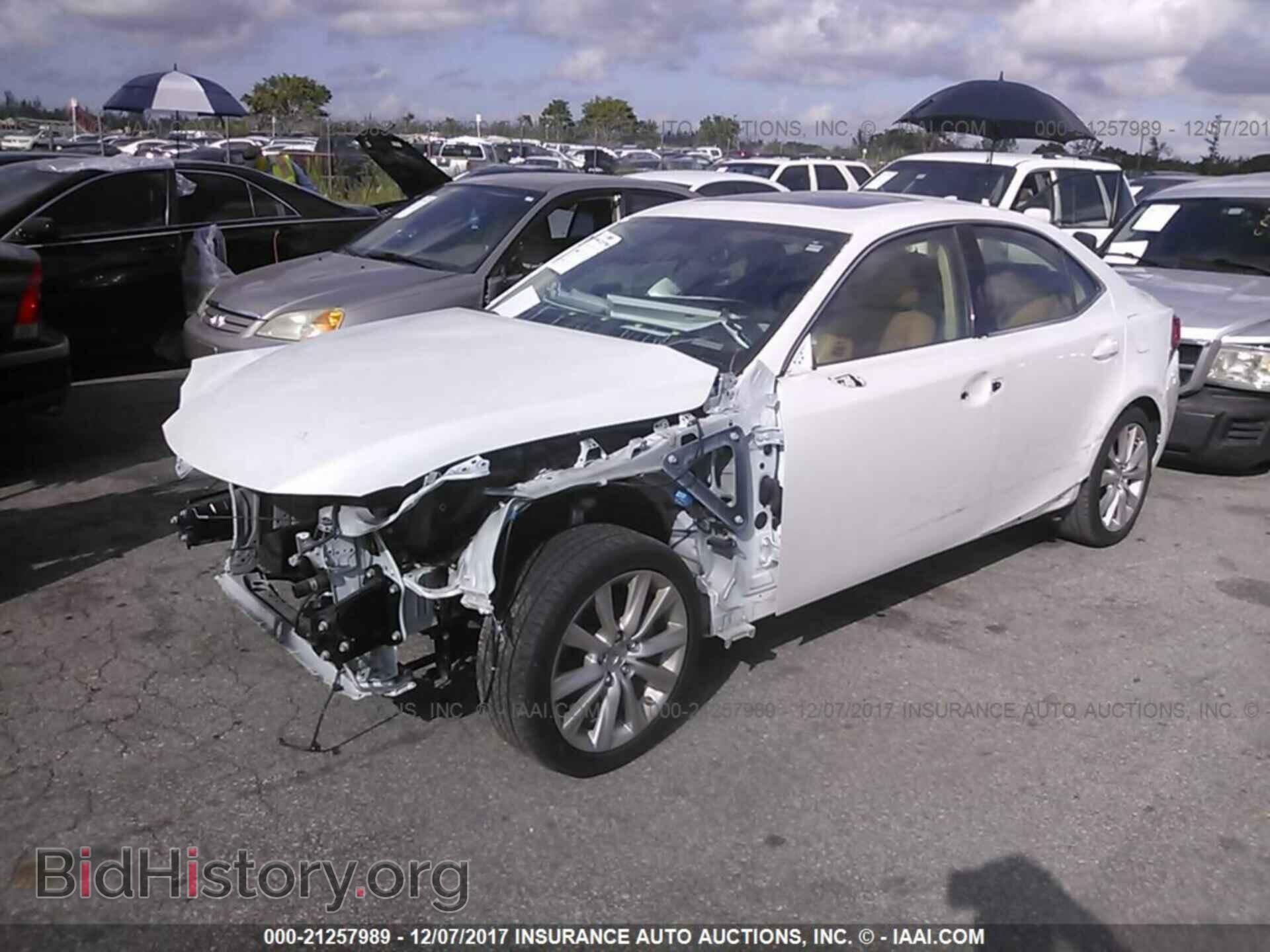 2015 Lexus Is - VIN: JTHBF1D29F5069434 - Photo 2
