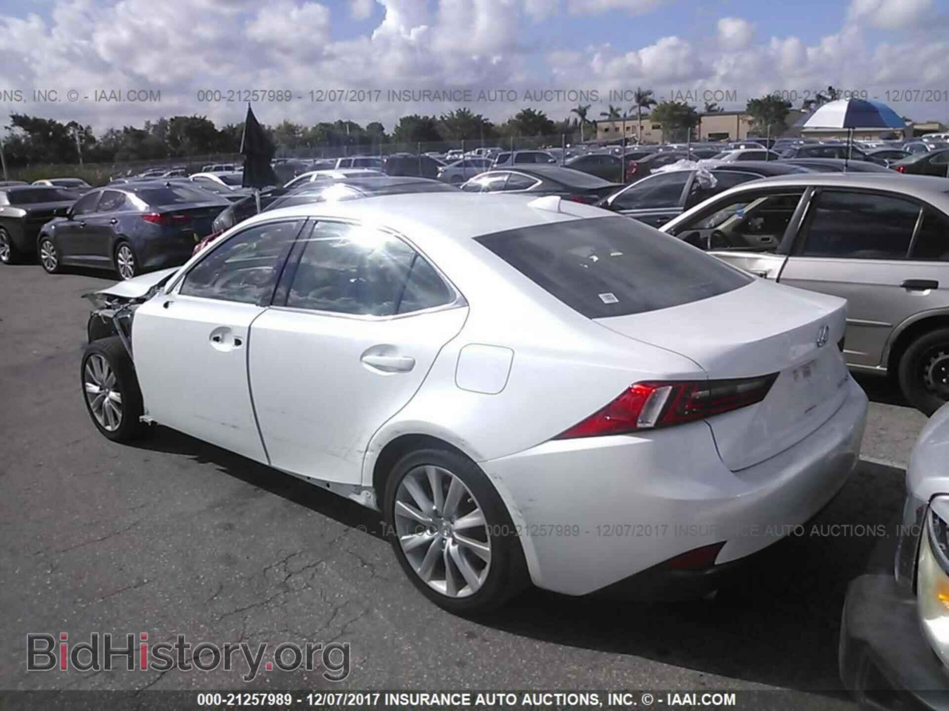 2015 Lexus Is - VIN: JTHBF1D29F5069434 - Photo 3
