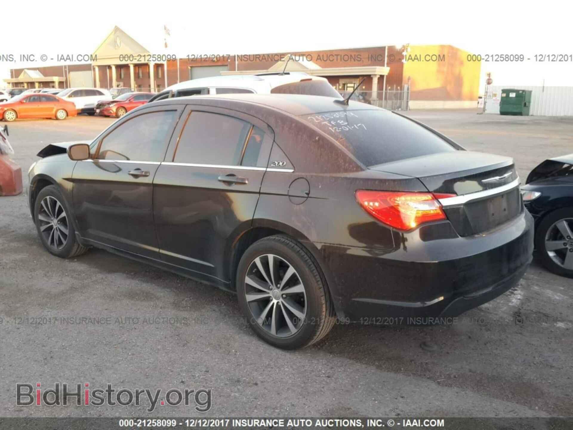 2013 Chrysler 200 - VIN: 1C3CCBCG6DN687121 - Photo 3