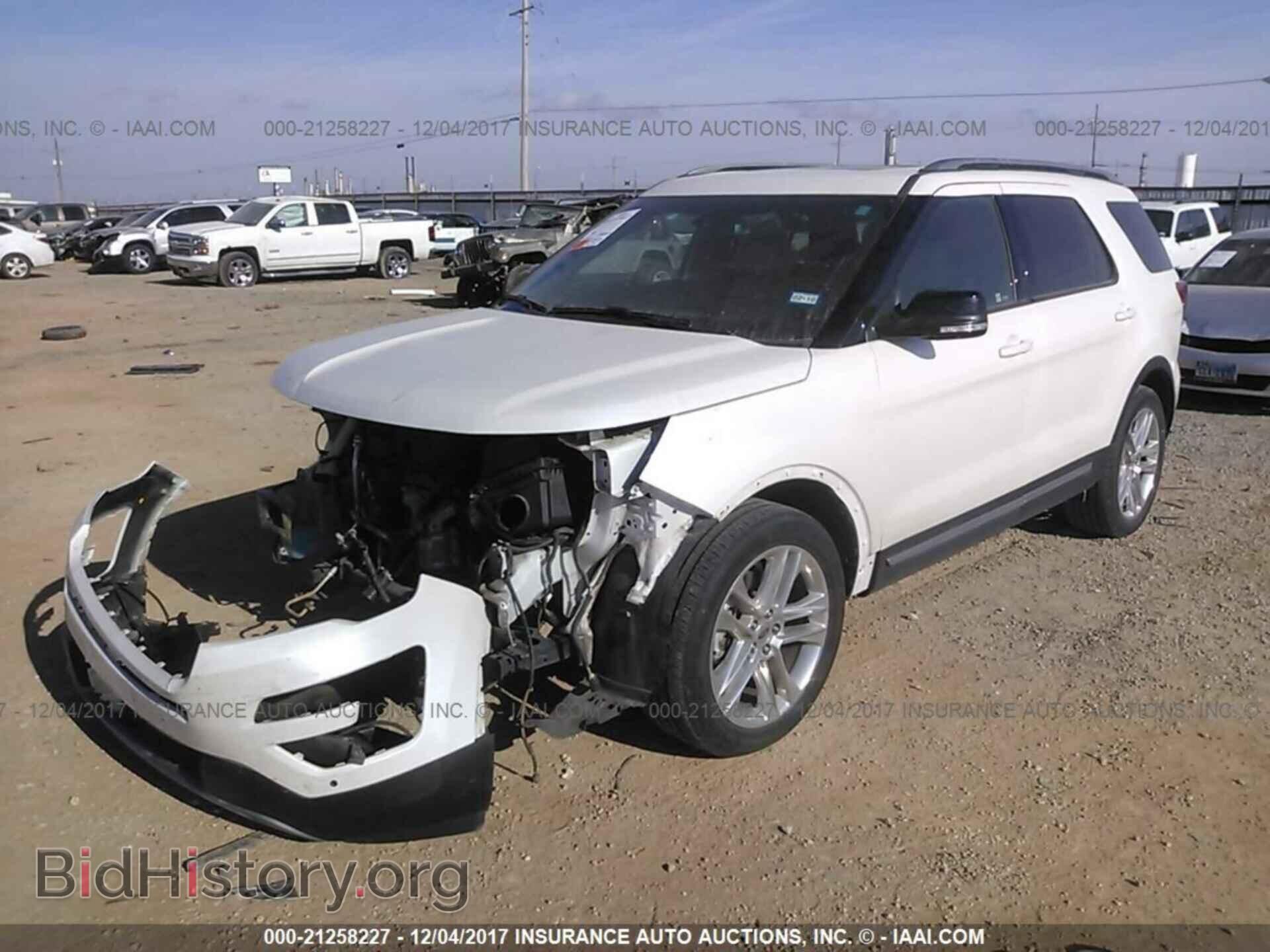 2016 Ford Explorer - VIN: 1FM5K7D86GGA56272 - Photo 2