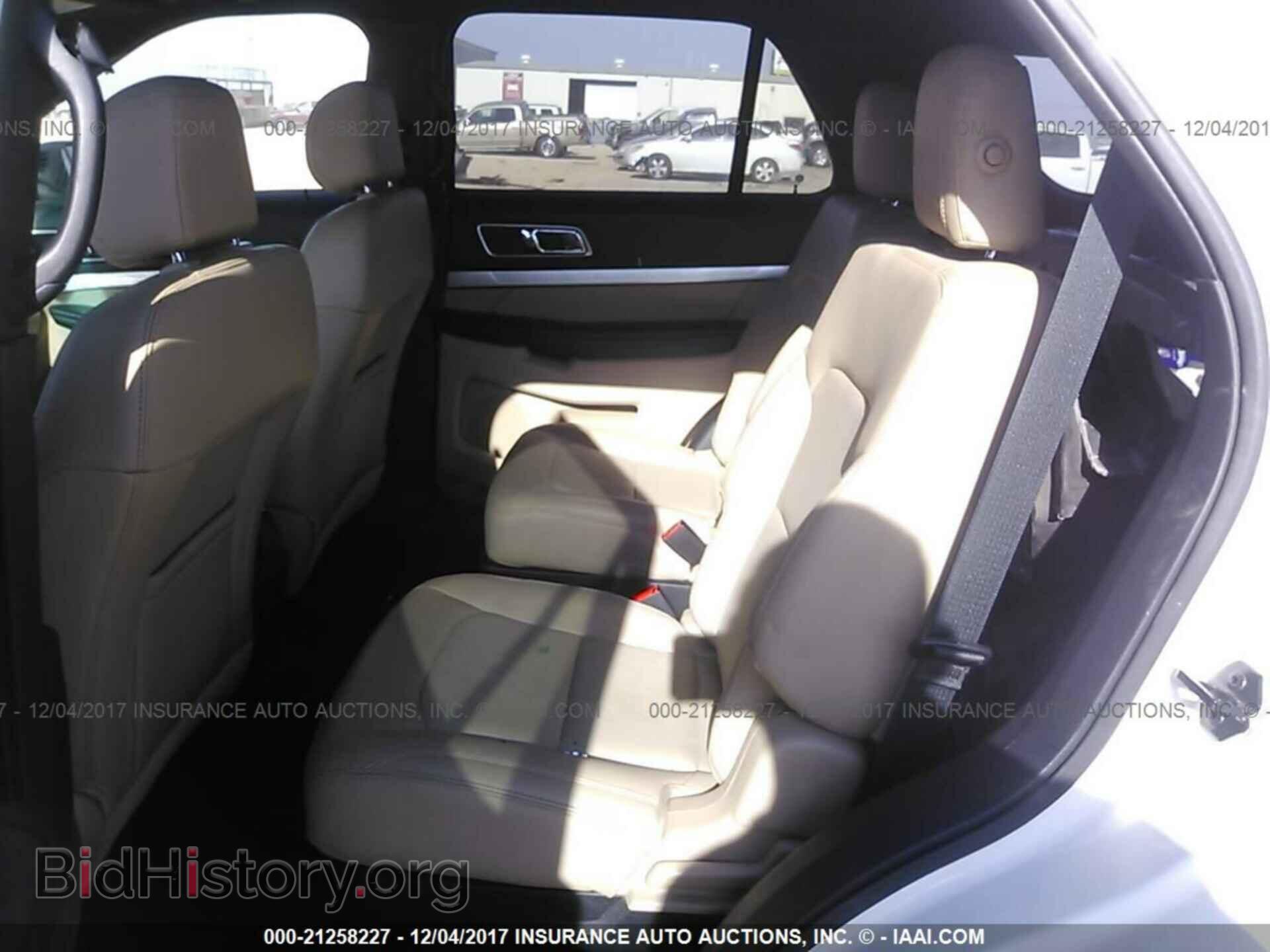 2016 Ford Explorer - VIN: 1FM5K7D86GGA56272 - Photo 8
