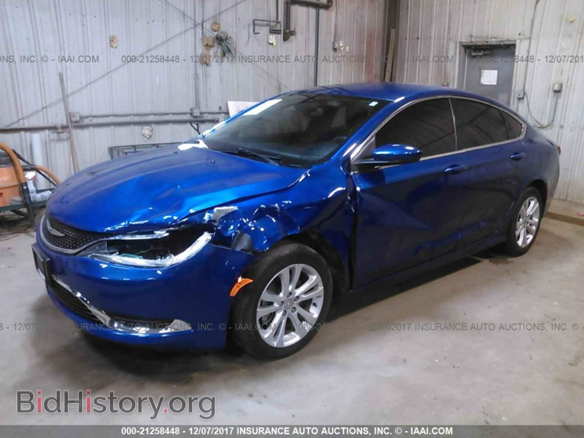 2015 Chrysler 200 - VIN: 1C3CCCAB2FN599988 - Фото 2