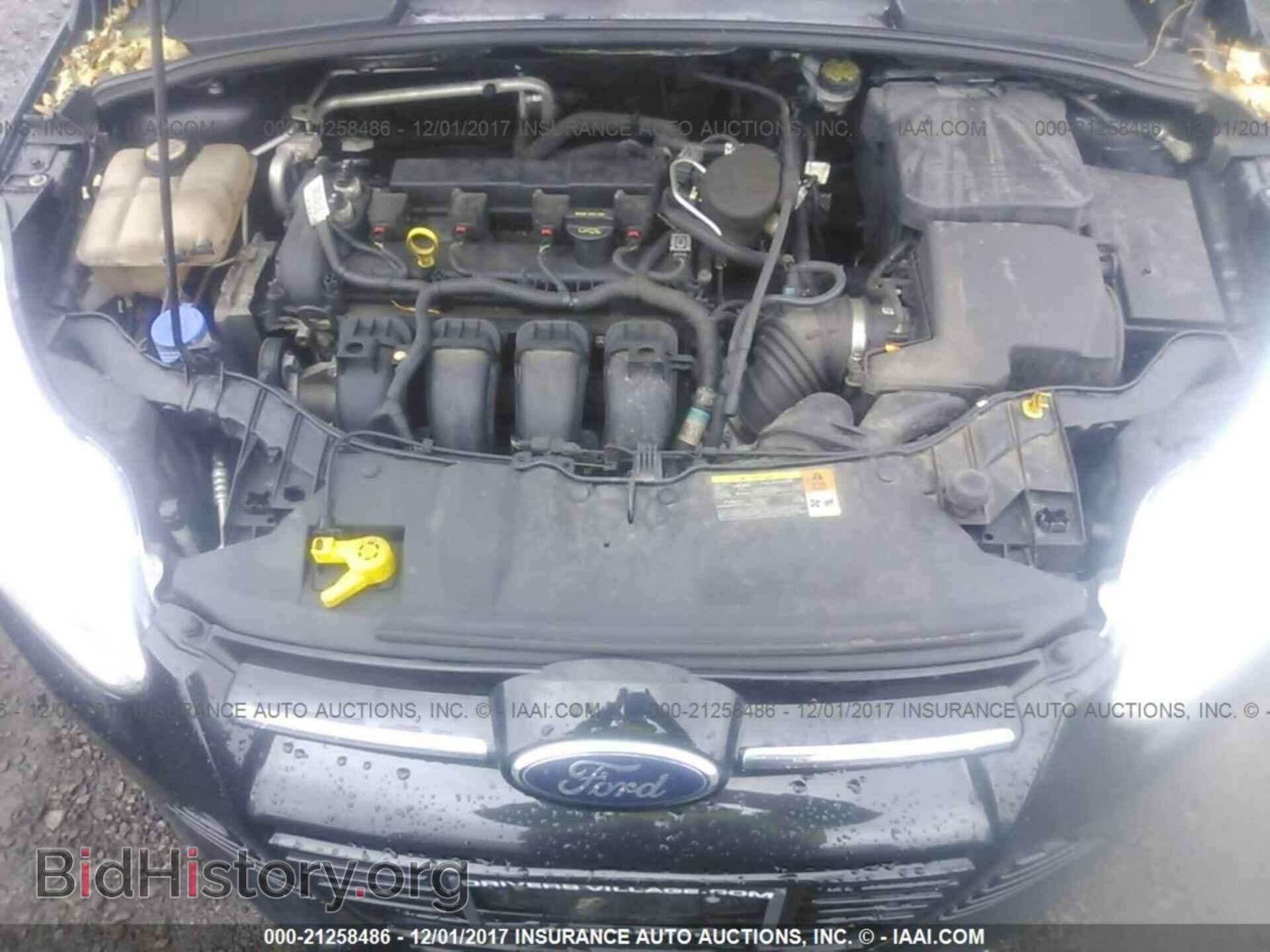 2012 Ford Focus - VIN: 1FAHP3M21CL472048 - Photo 10