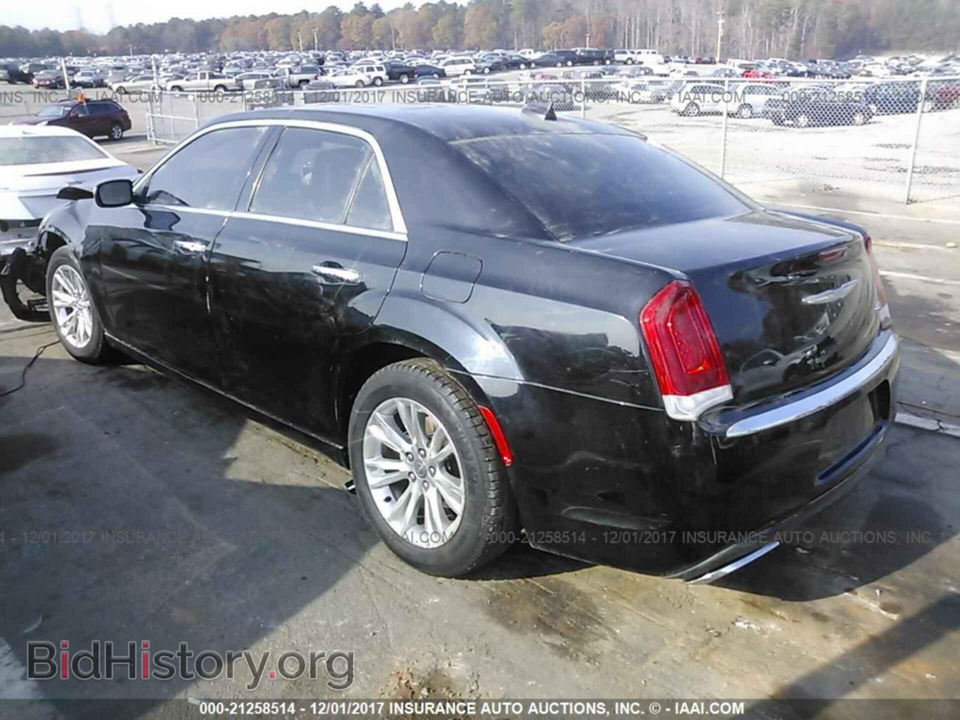 2015 Chrysler 300c - VIN: 2C3CCAEG9FH792089 - Фото 3