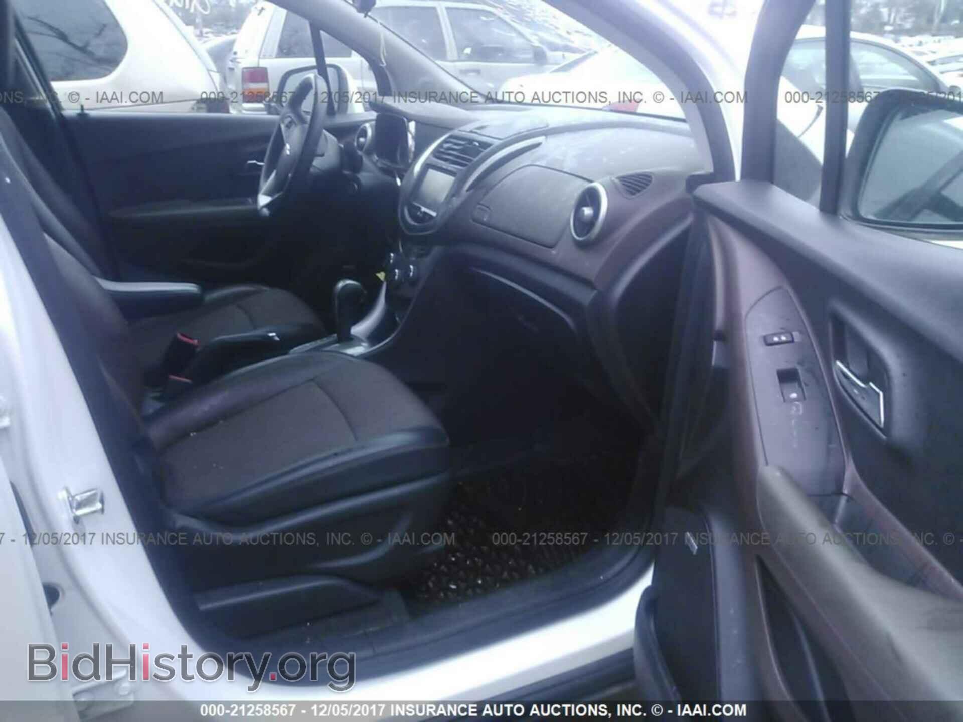 2016 Chevrolet Trax - VIN: KL7CJPSB2GB523873 - Фото 5