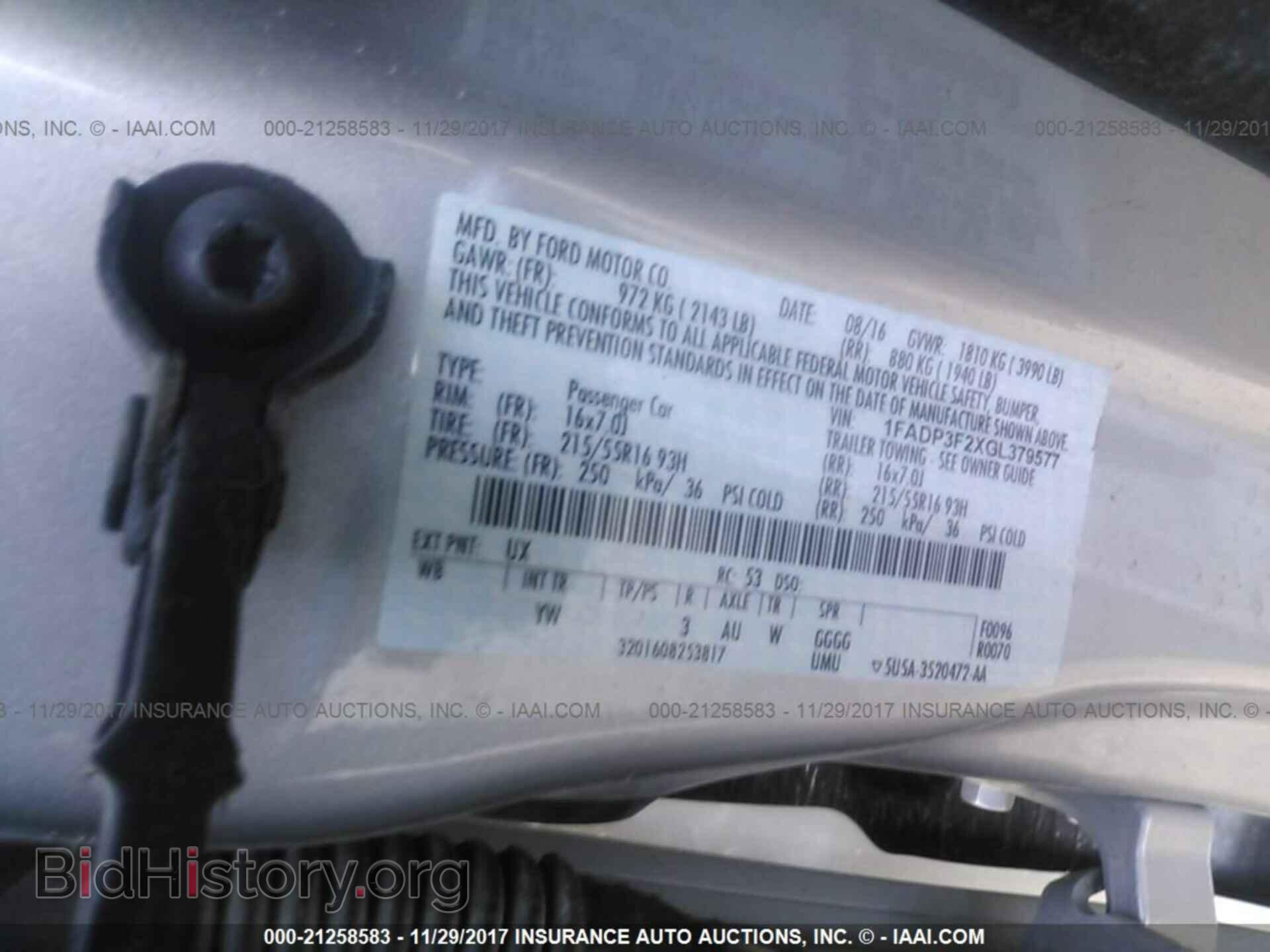 2016 Ford Focus - VIN: 1FADP3F2XGL379577 - Фото 9
