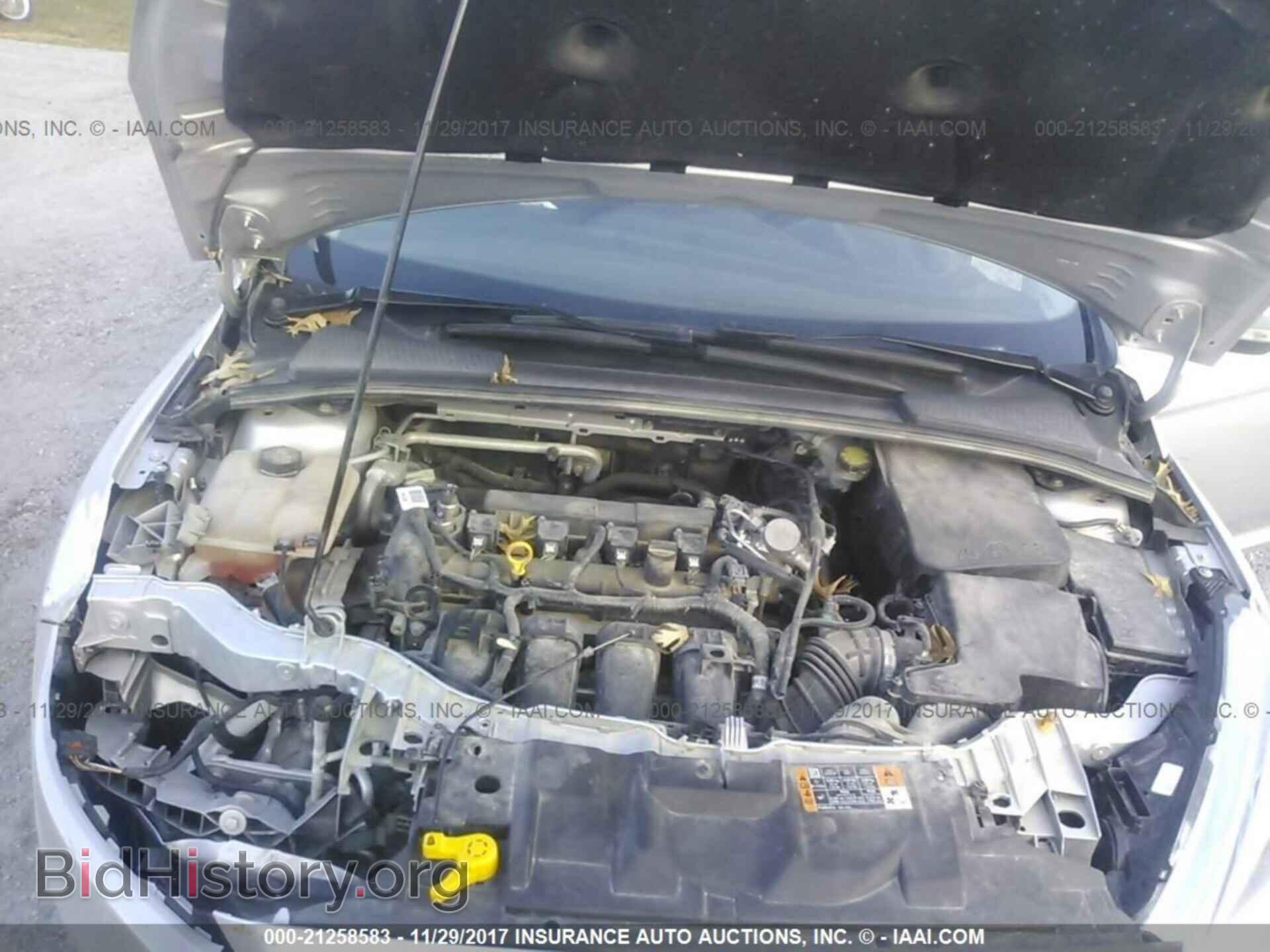 2016 Ford Focus - VIN: 1FADP3F2XGL379577 - Фото 10