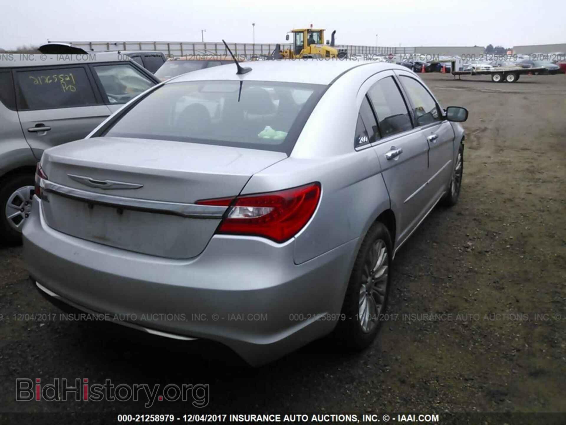 2012 Chrysler 200 - VIN: 1C3CCBCB2CN200919 - Фото 4