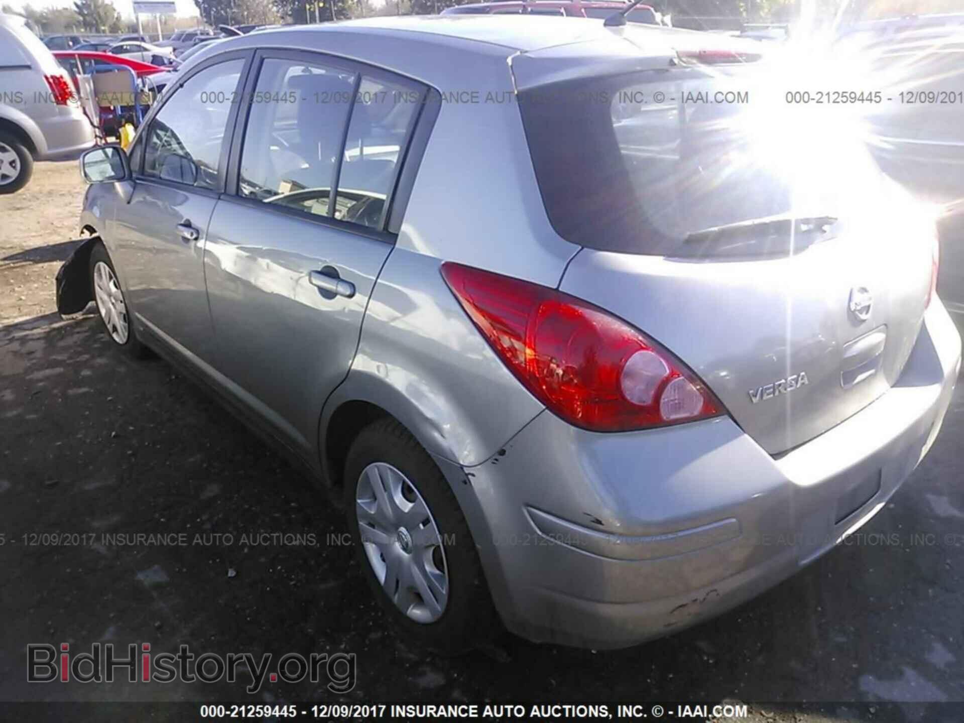 2011 Nissan Versa - VIN: 3N1BC1CP3BL451060 - Фото 3