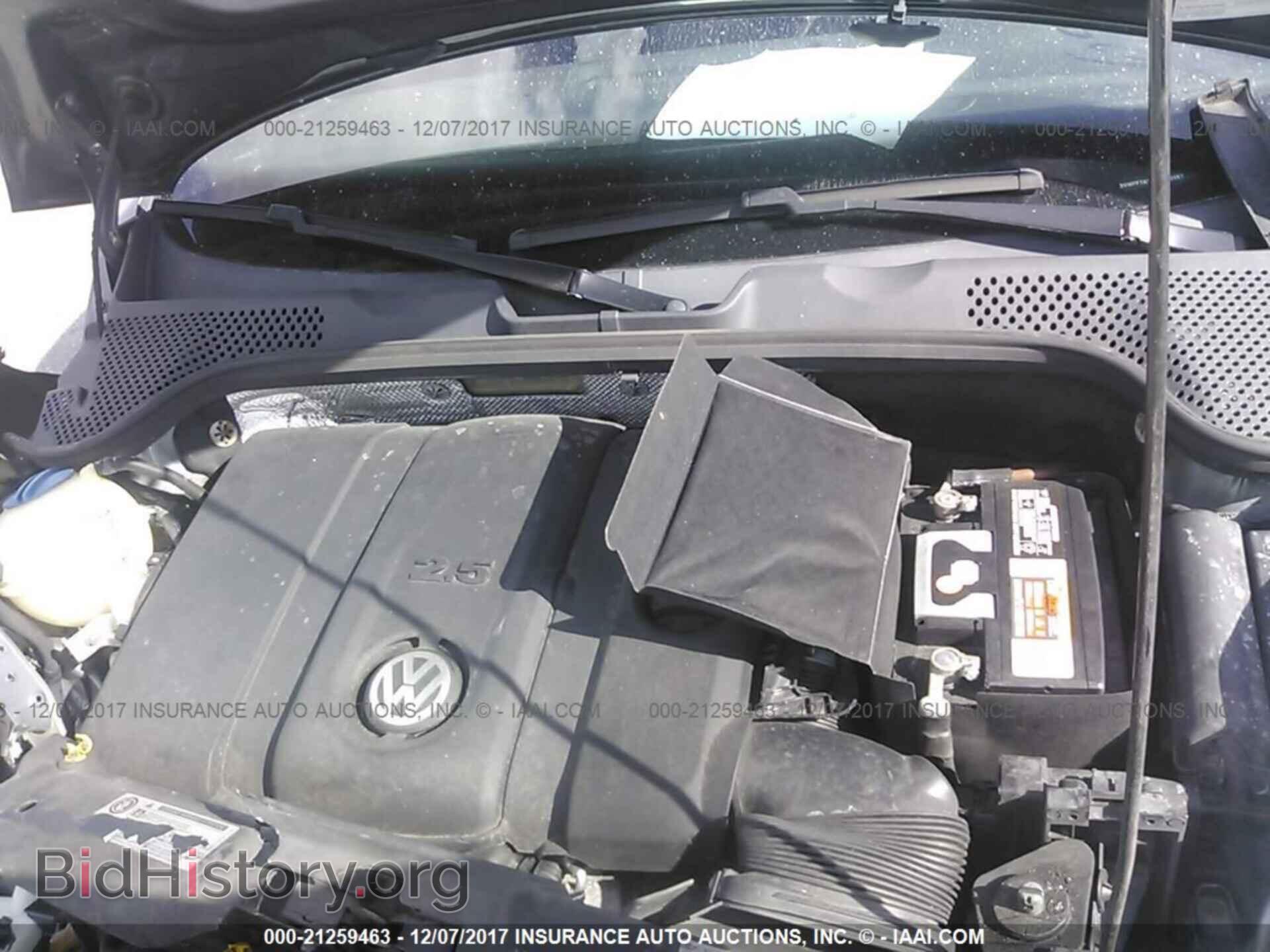 2014 Volkswagen Beetle - VIN: 3VWFP7AT3EM600357 - Фото 10