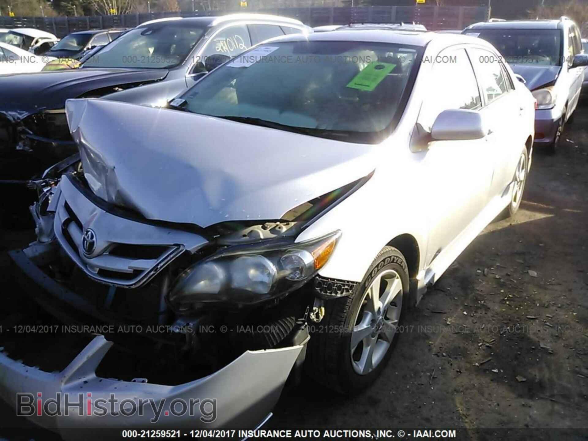 2011 Toyota Corolla - VIN: 2T1BU4EEXBC661200 - Фото 2