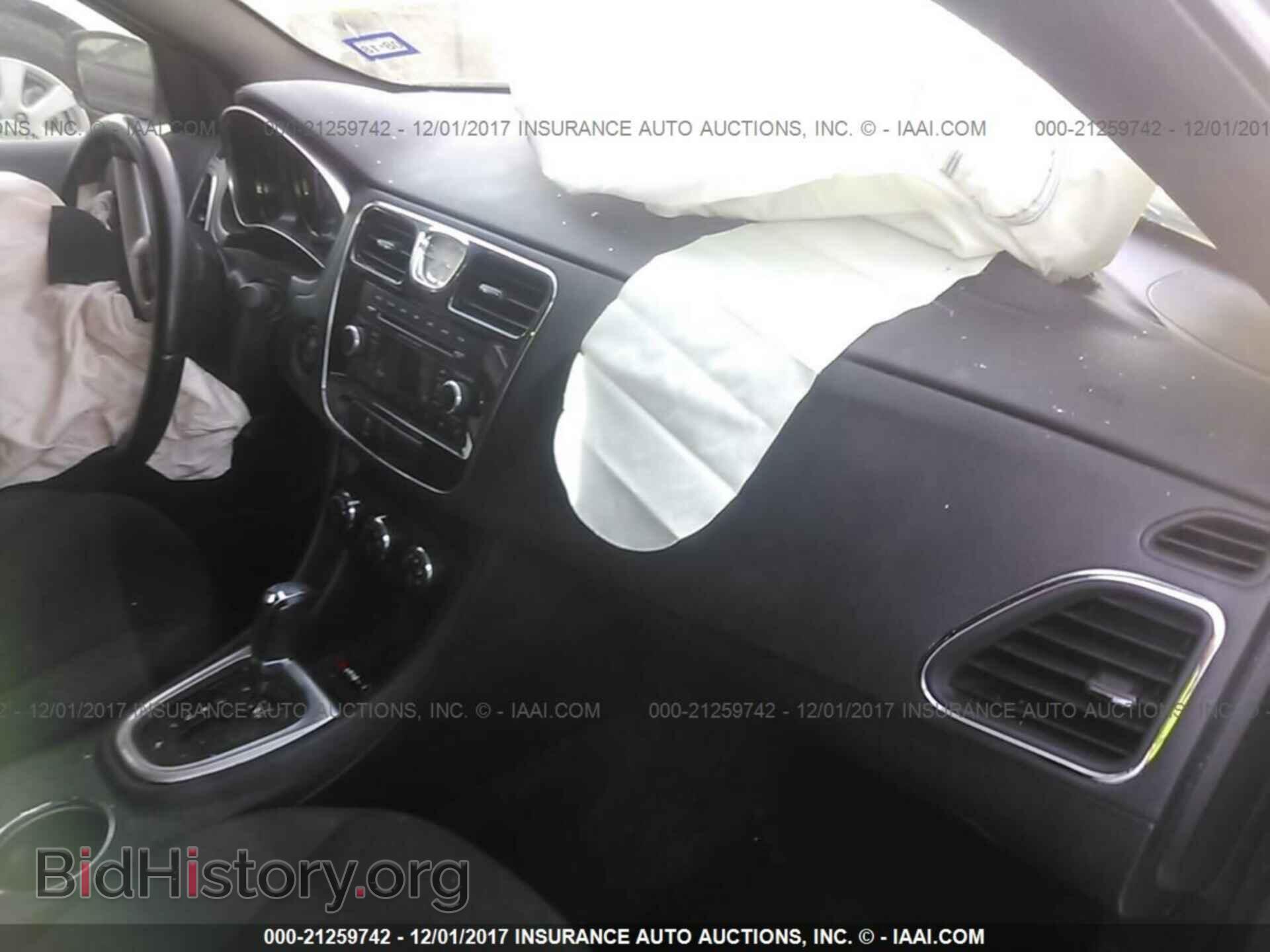 2012 Chrysler 200 - VIN: 1C3CCBBBXCN100603 - Фото 5