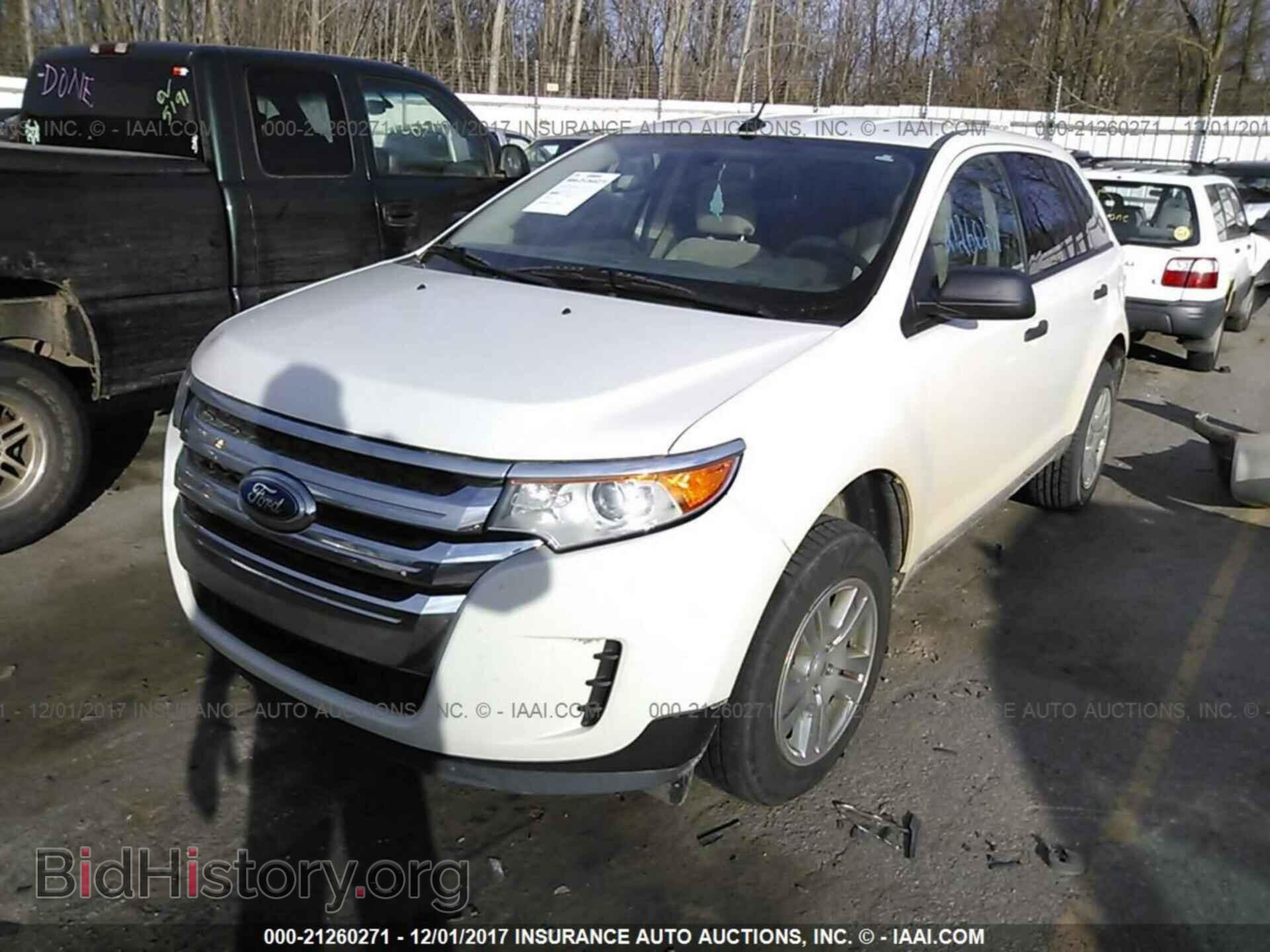 2011 Ford Edge - VIN: 2FMDK3GC2BBB39346 - Photo 2