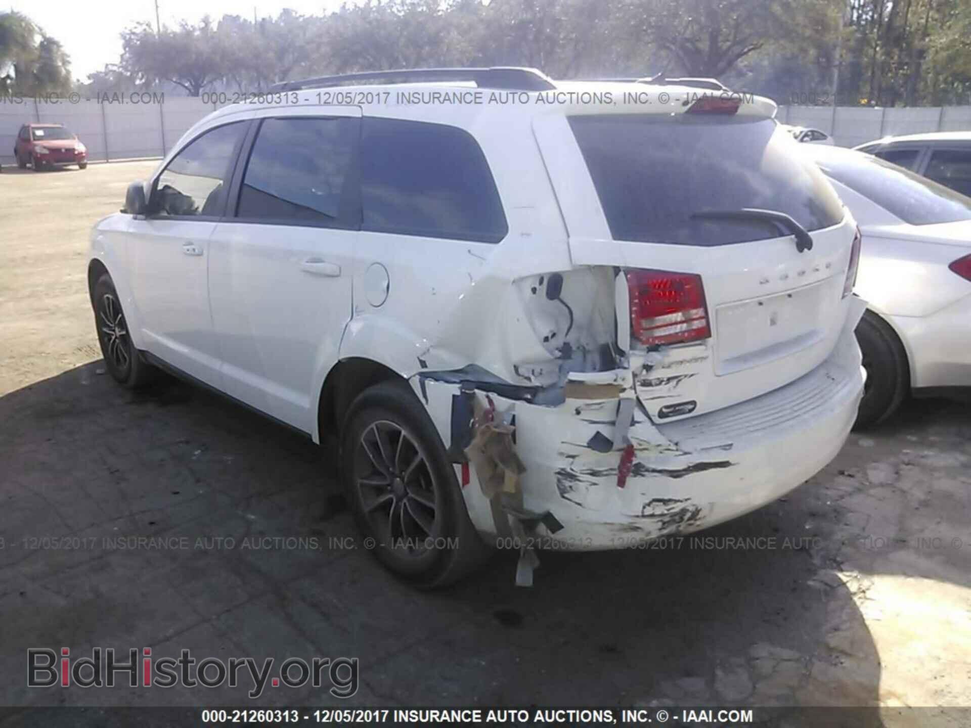 2017 Dodge Journey - VIN: 3C4PDCAB7HT573657 - Фото 3