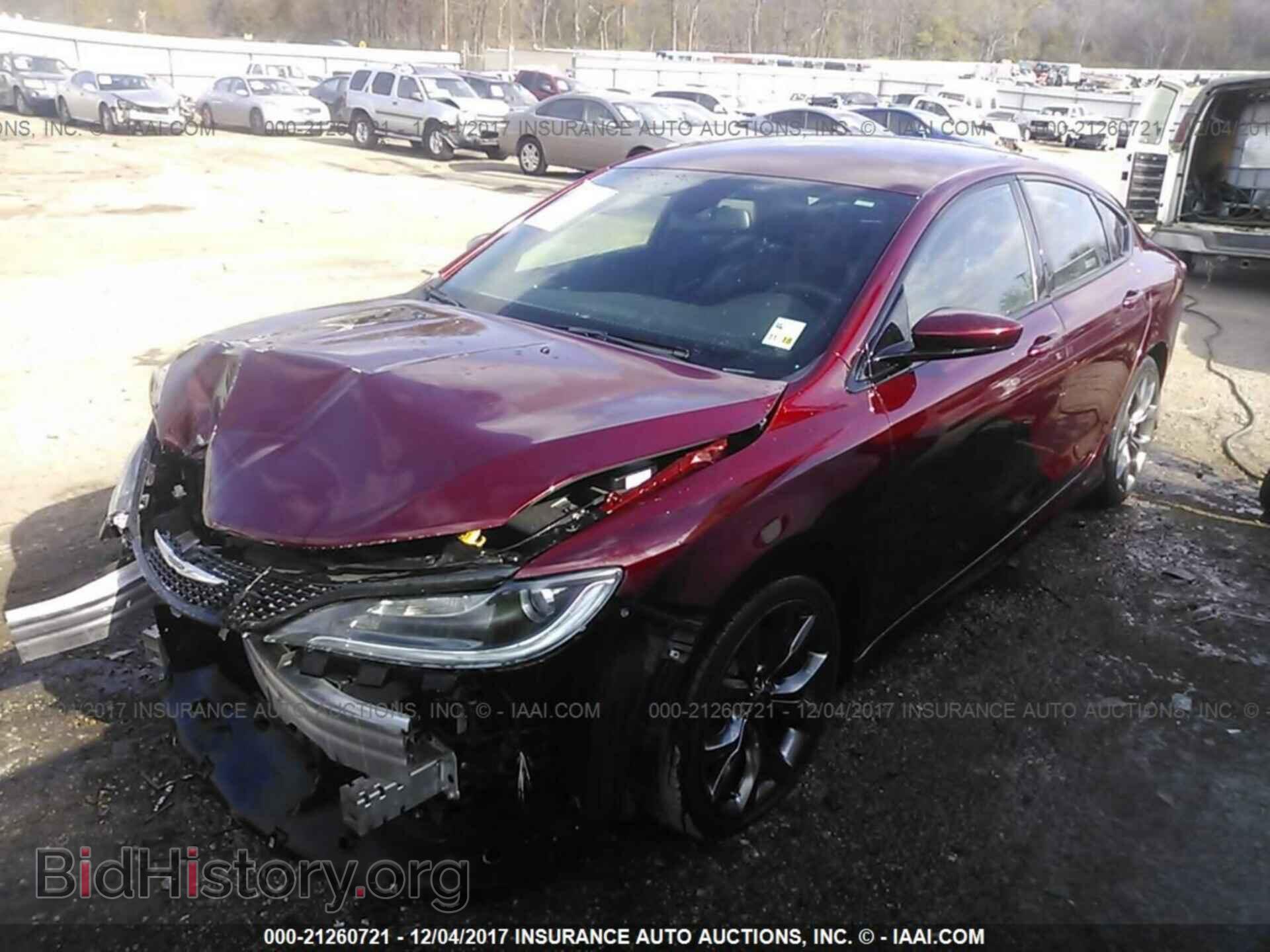 2016 Chrysler 200 - VIN: 1C3CCCBB9GN135452 - Photo 2