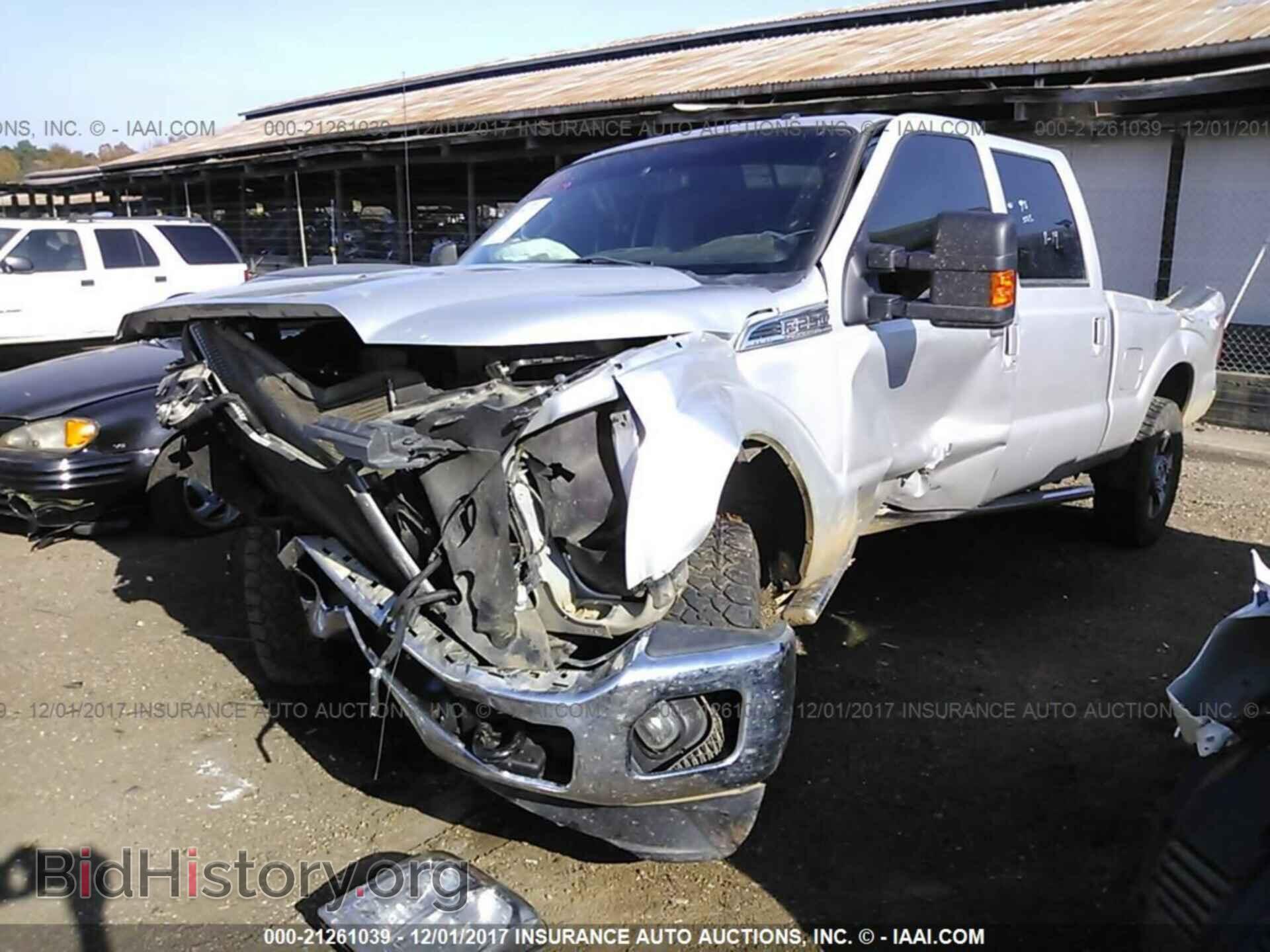 2015 Ford F250 - VIN: 1FT7W2B63FEC49995 - Фото 2